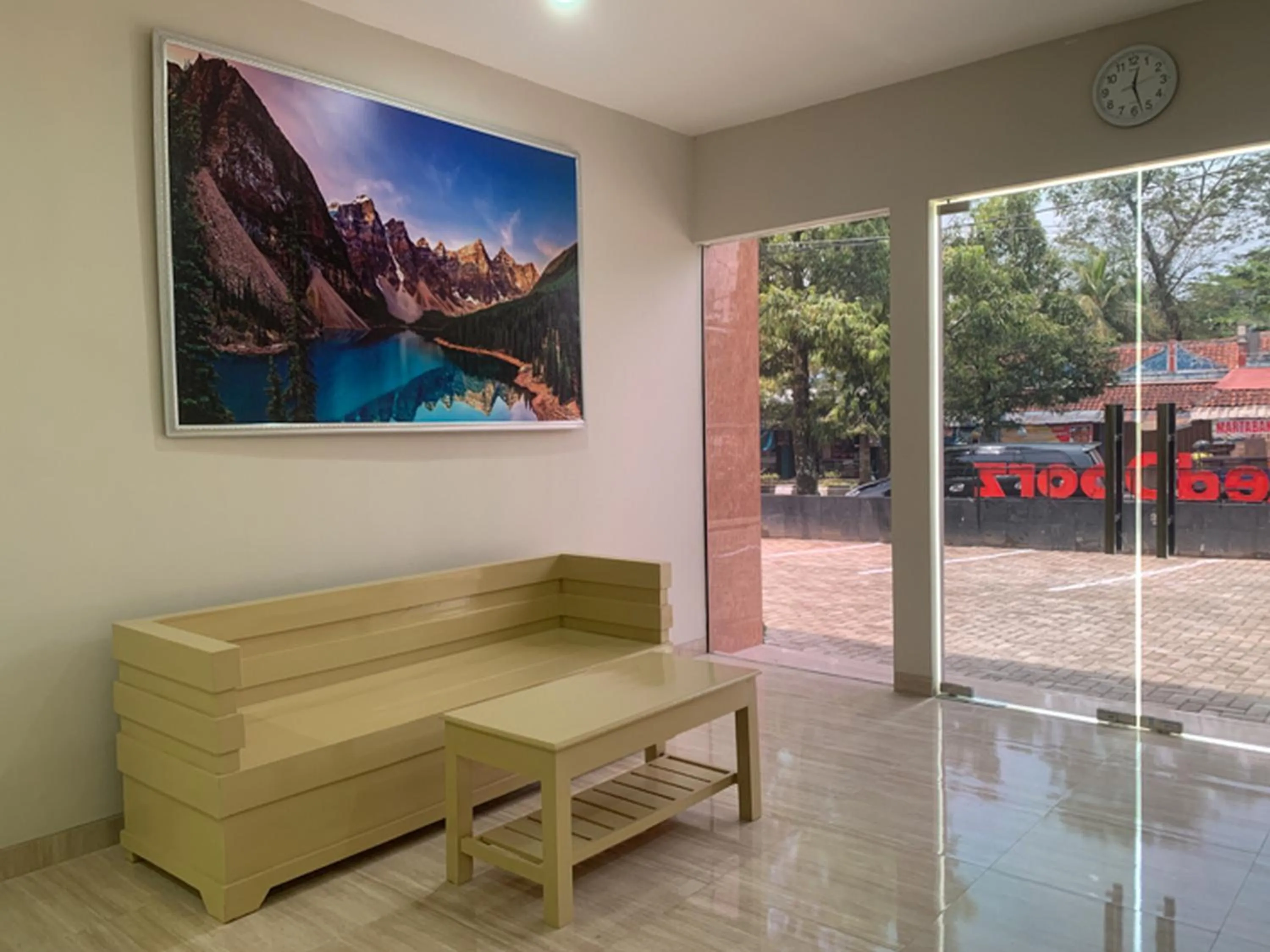 RedDoorz near Alun Alun Purbalingga