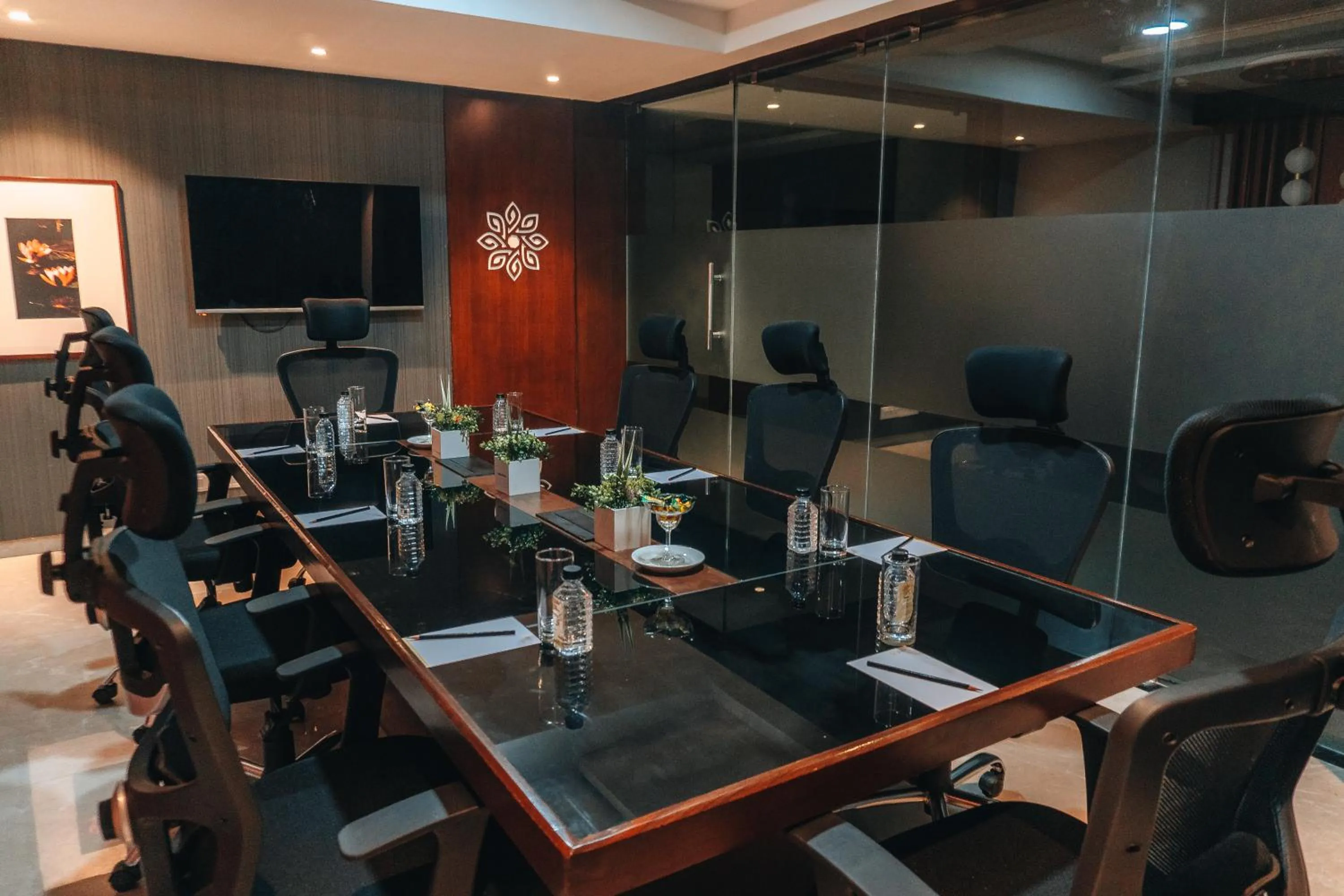 Property logo or sign in Jardin Hotels