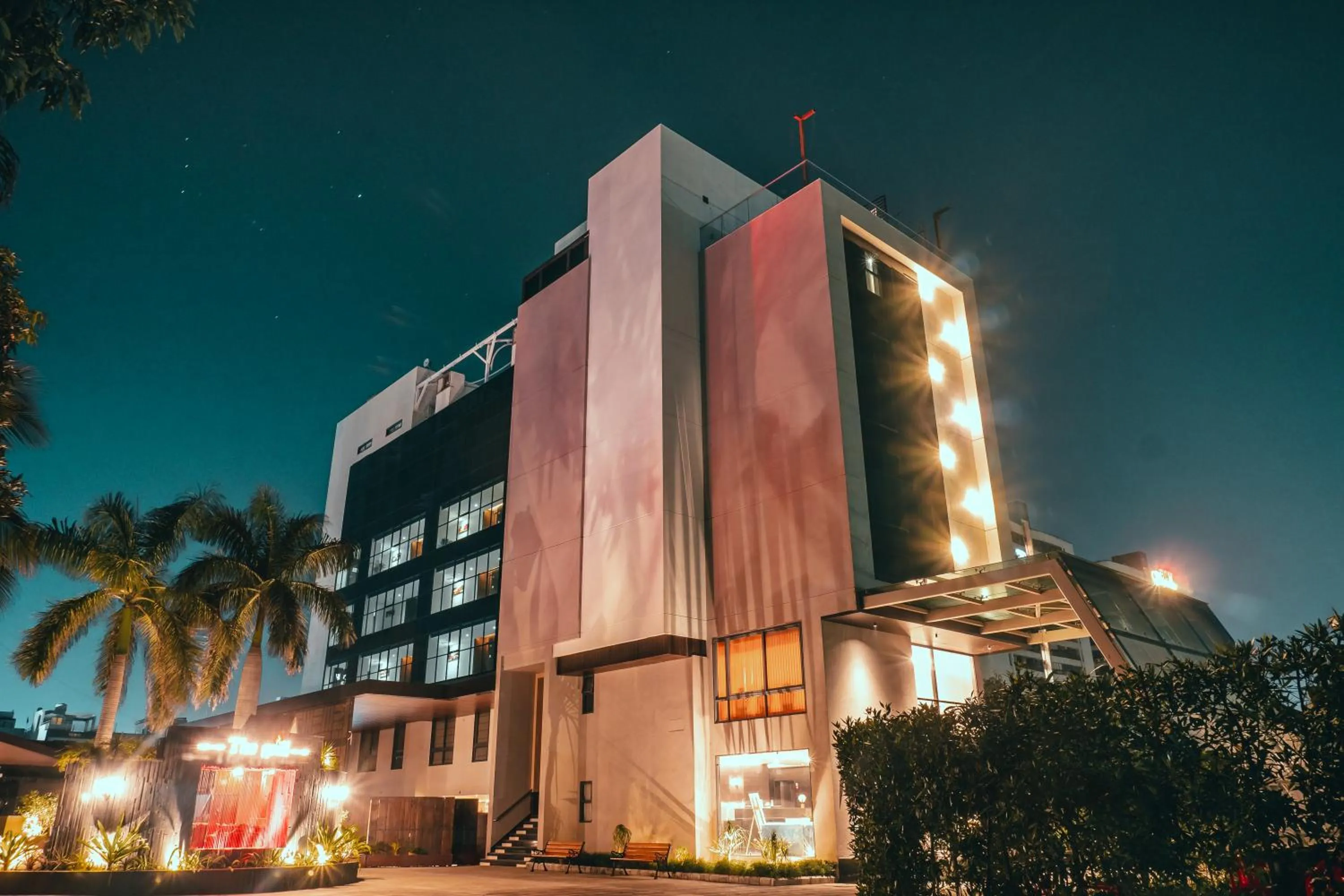 Property building in Jardin Hotels