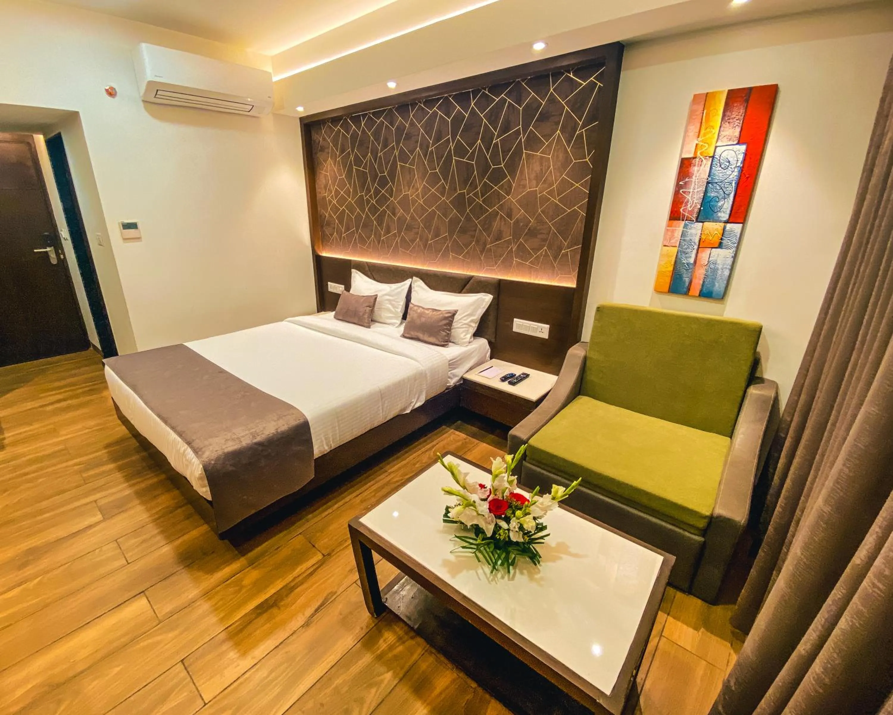 Bedroom, Bed in Jardin Hotels