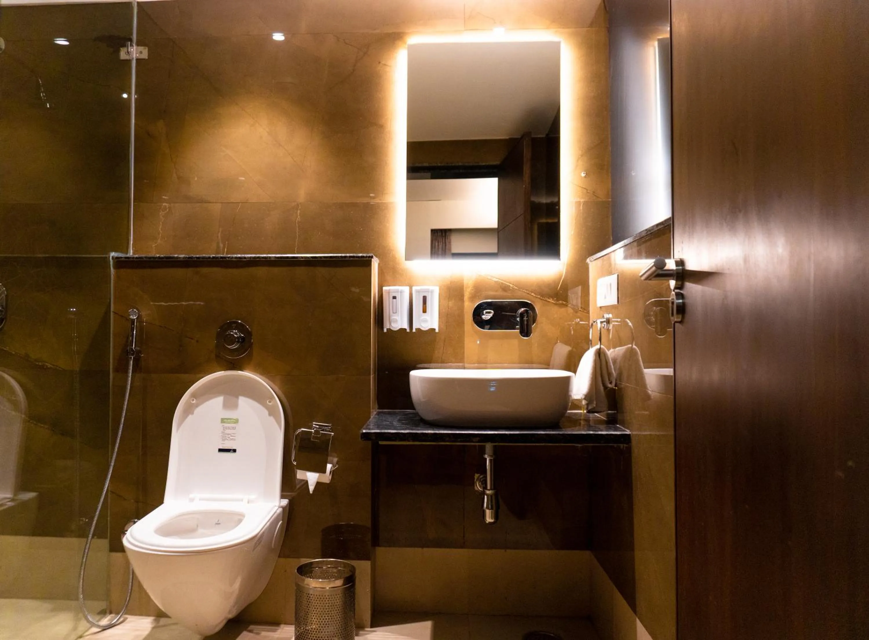 Bathroom in Jardin Hotels
