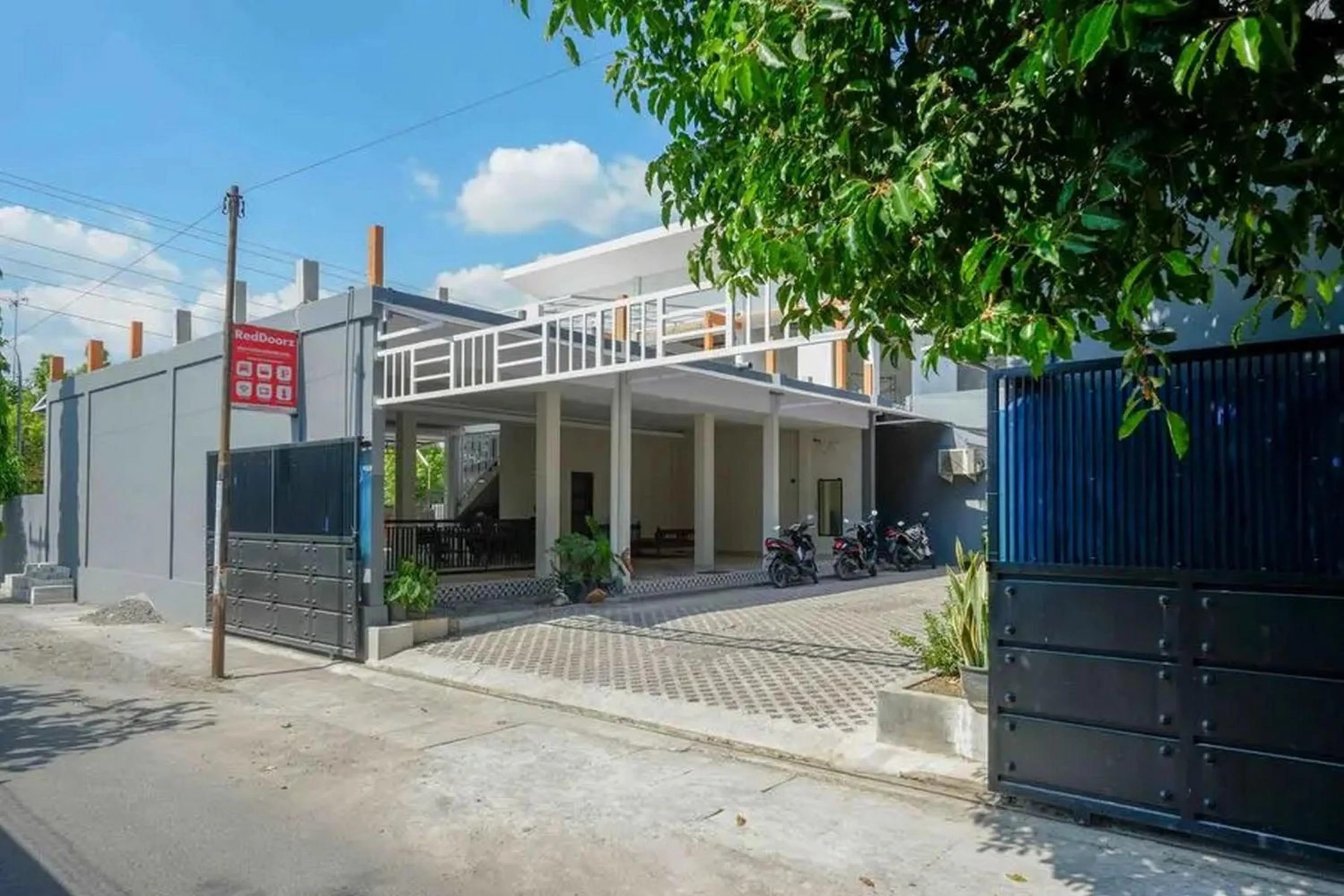 Property building in Reddoorz near Stadion Kridosono Blora