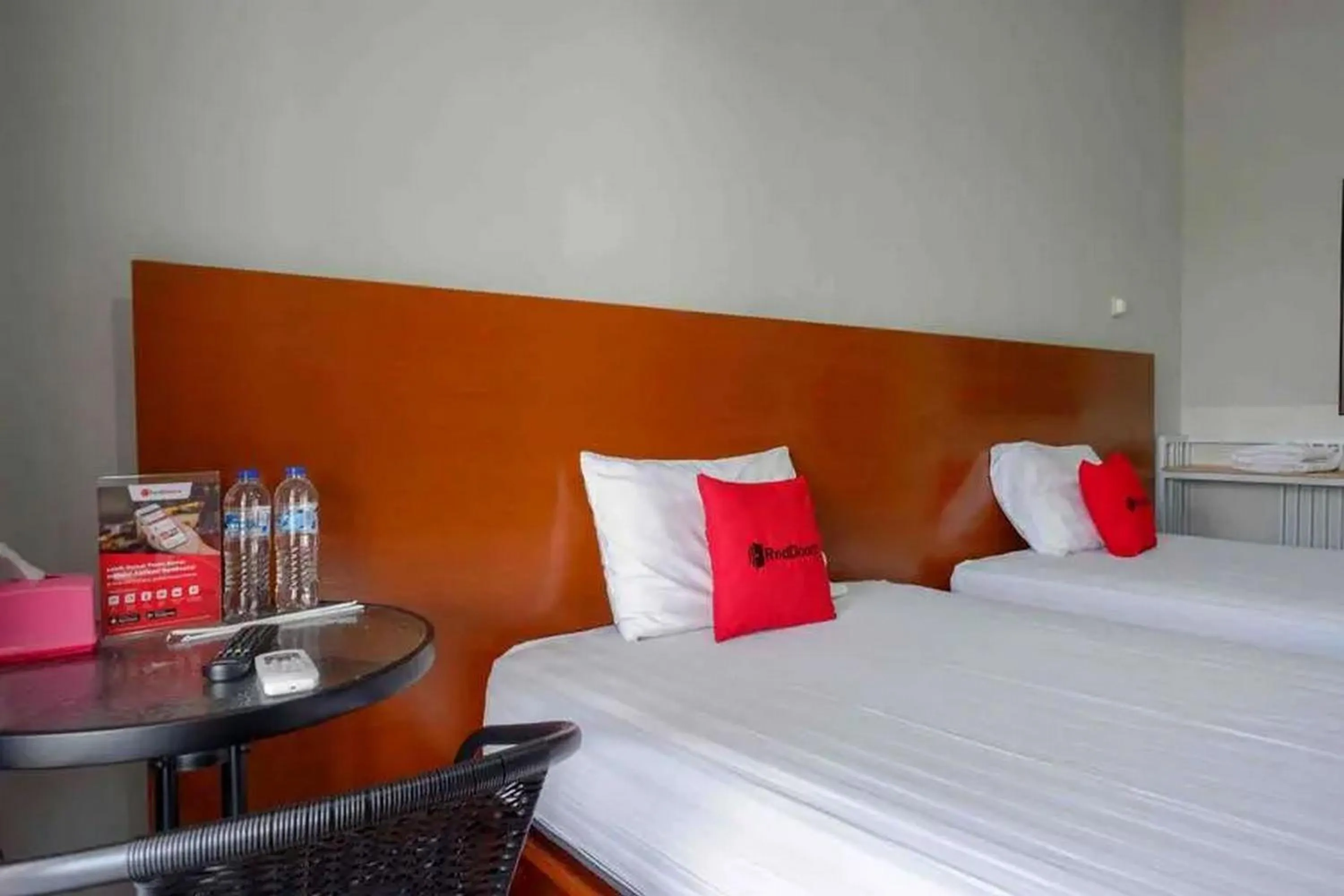 Bedroom, Bed in Reddoorz near Stadion Kridosono Blora