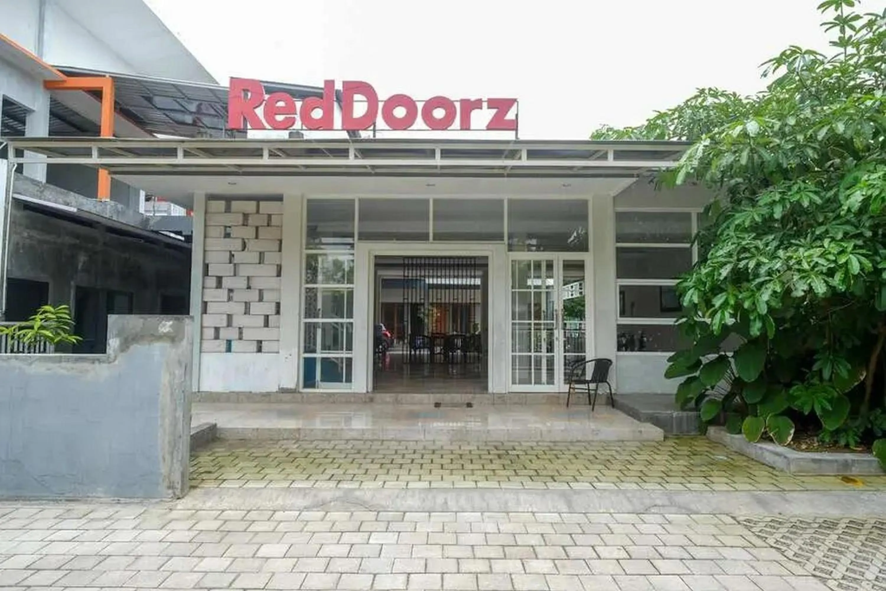 Property building in Reddoorz near Stadion Kridosono Blora