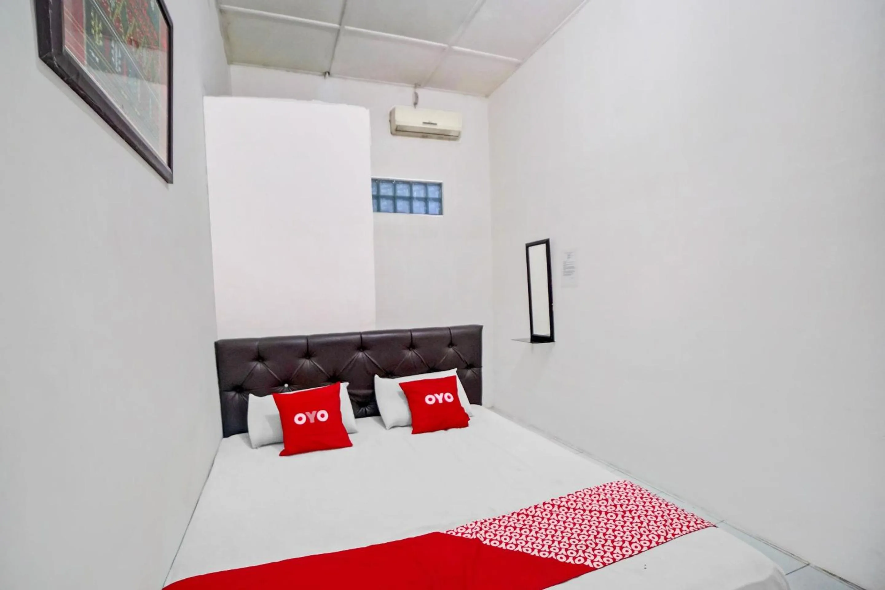 Bedroom in Hotel O Darussalam Inn