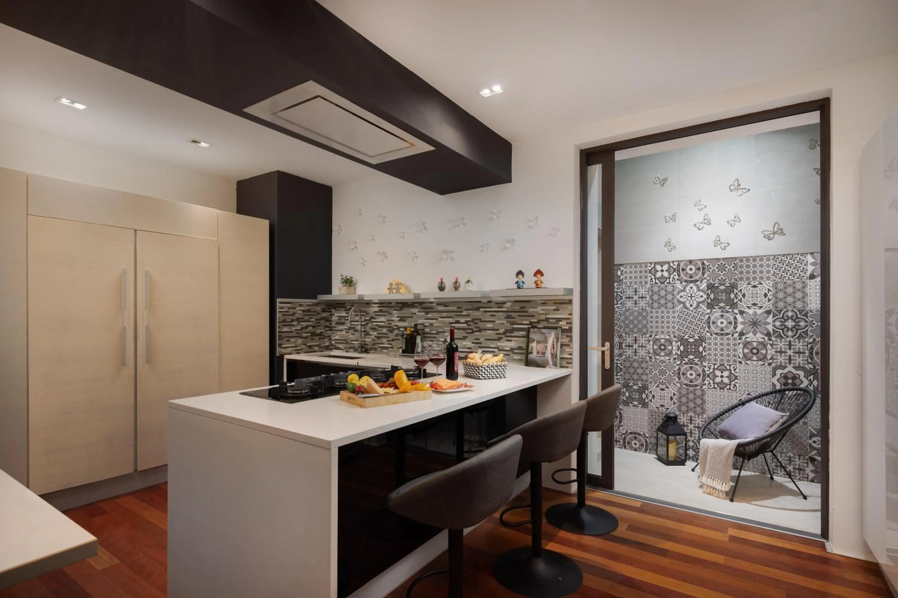 Beachfront Villa Grain of Salt with Pool