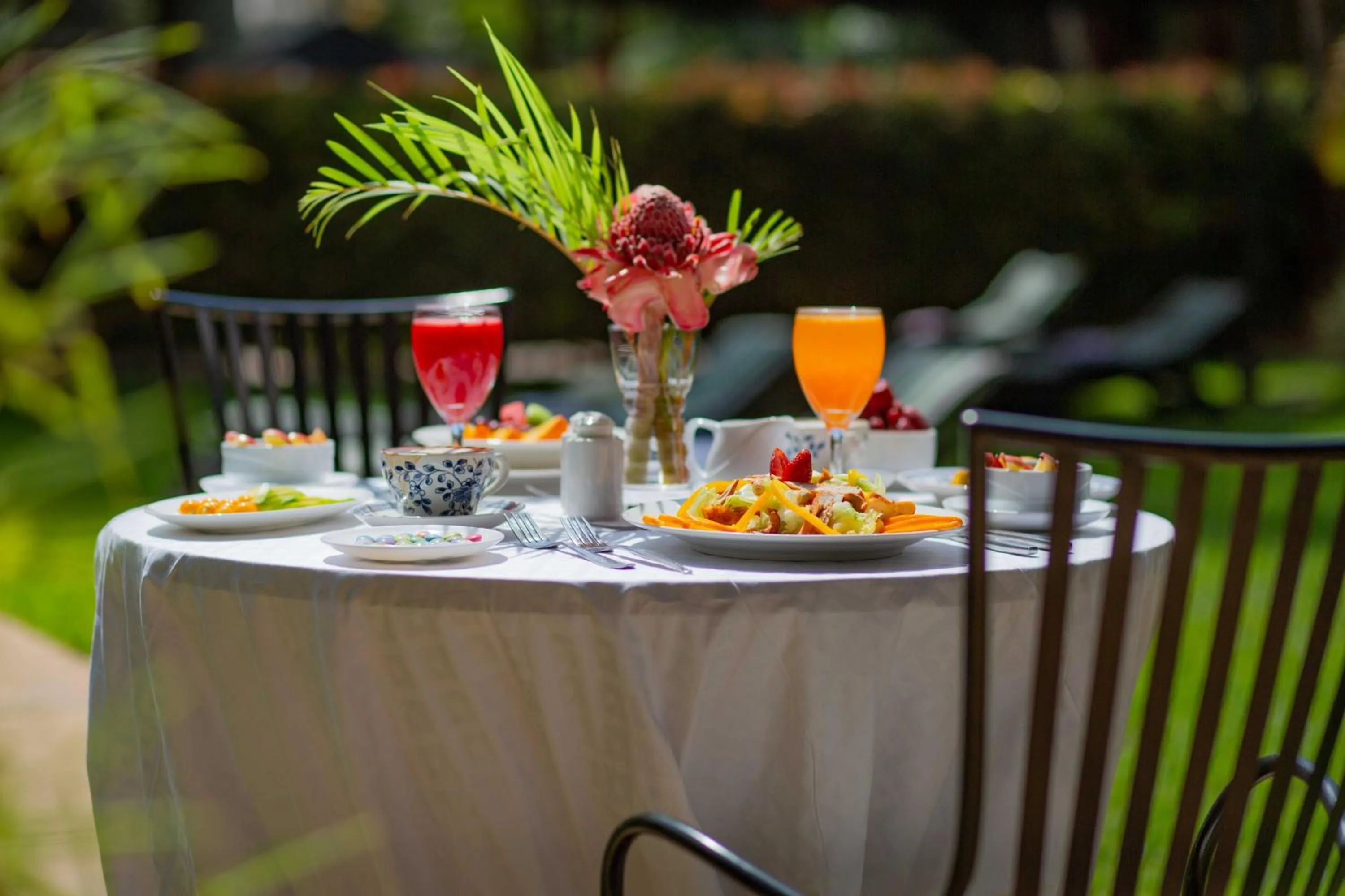 Restaurant/places to eat in Humura Resorts