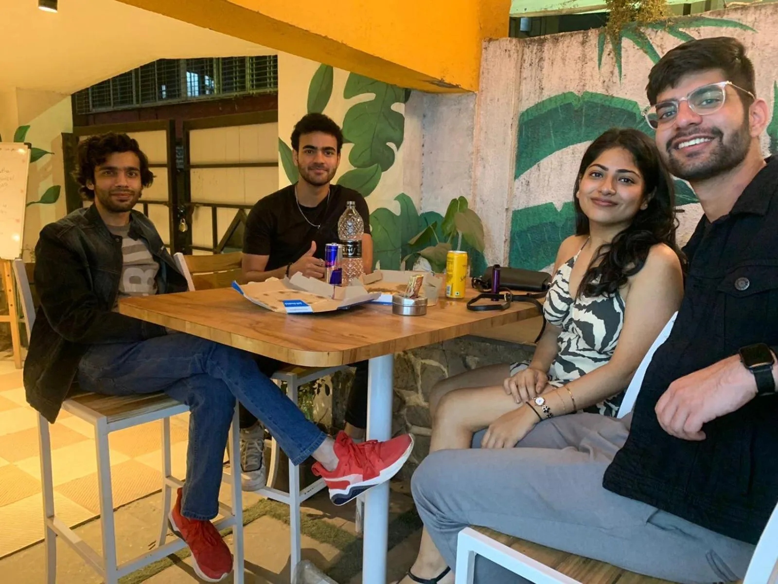 Coliwo Un - Viman Nagar