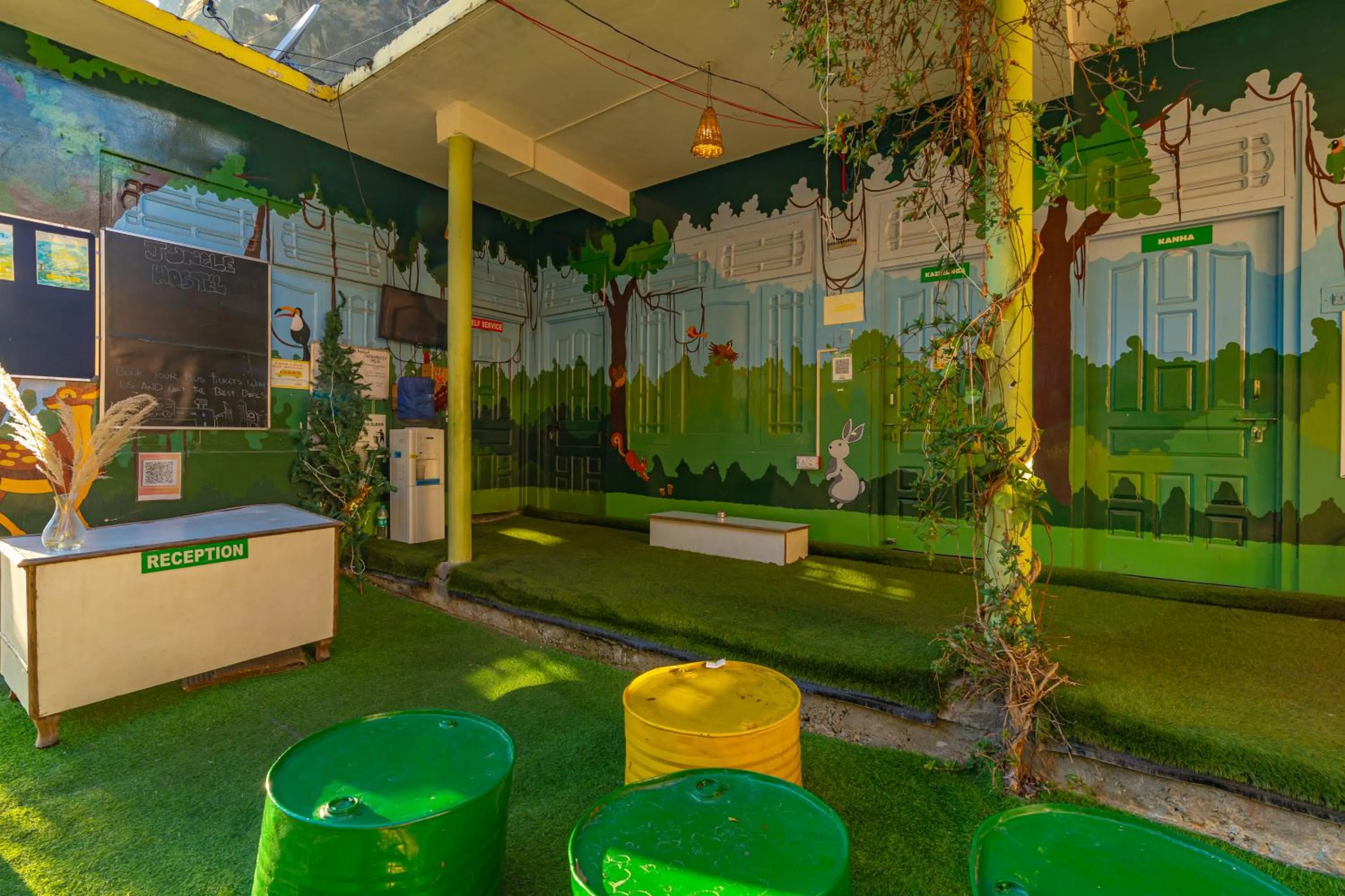 Lobby or reception in Jungle Hostel by Whoopers