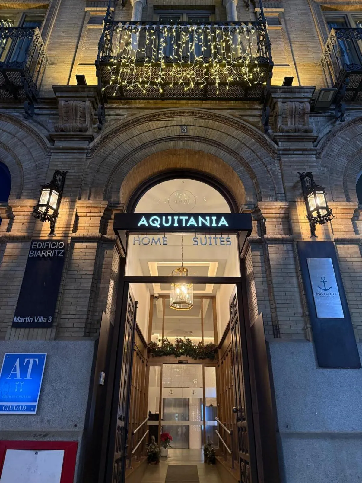 Facade/entrance in Aquitania Home Suites