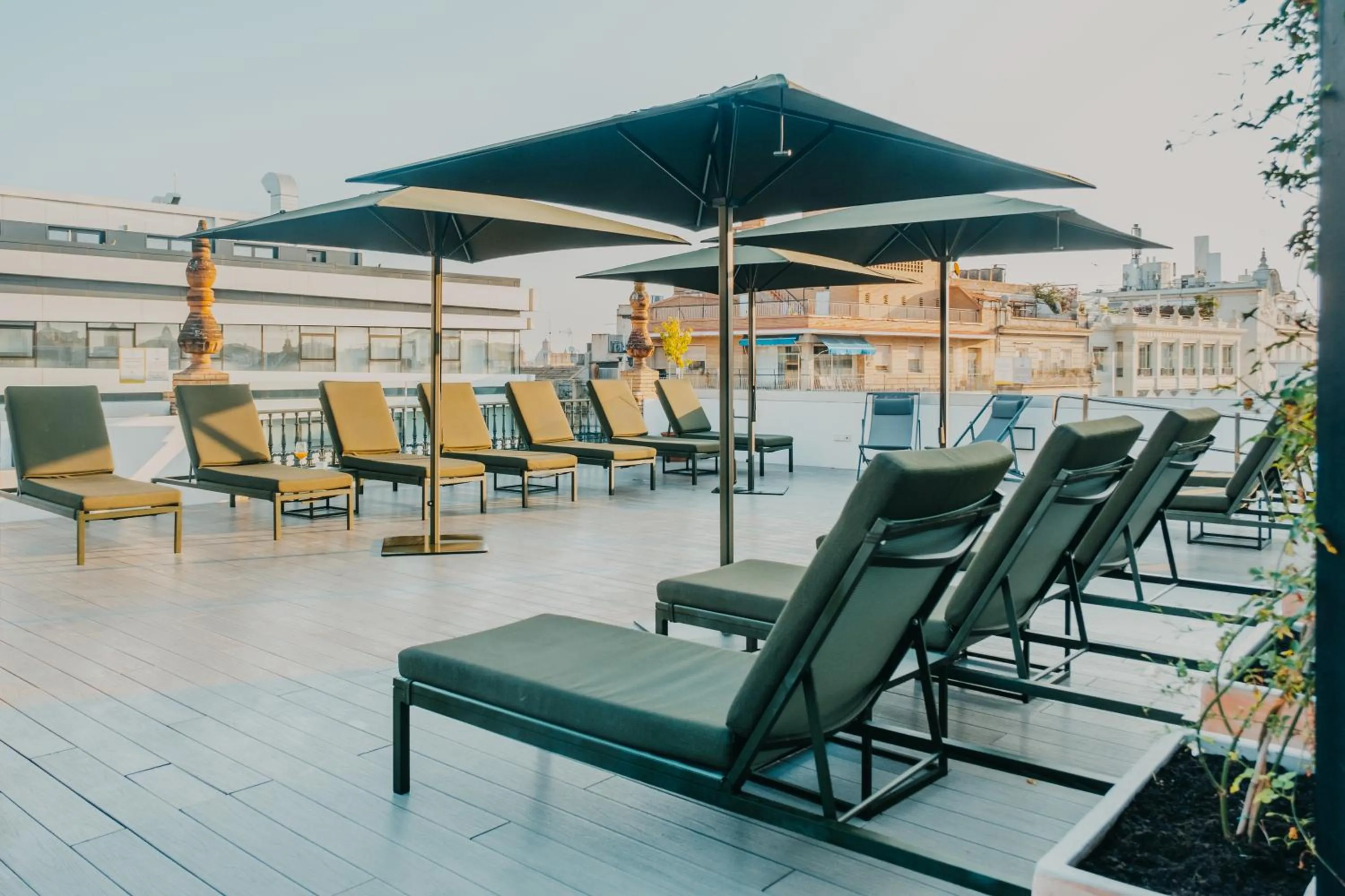 sunbed in Aquitania Home Suites