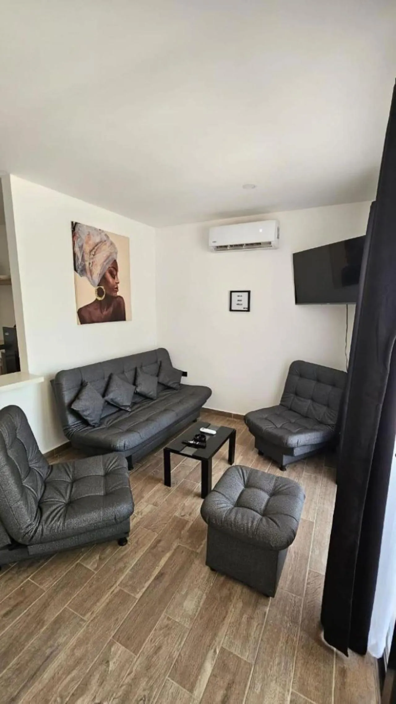 TV and multimedia in Santuario Beach Hostel