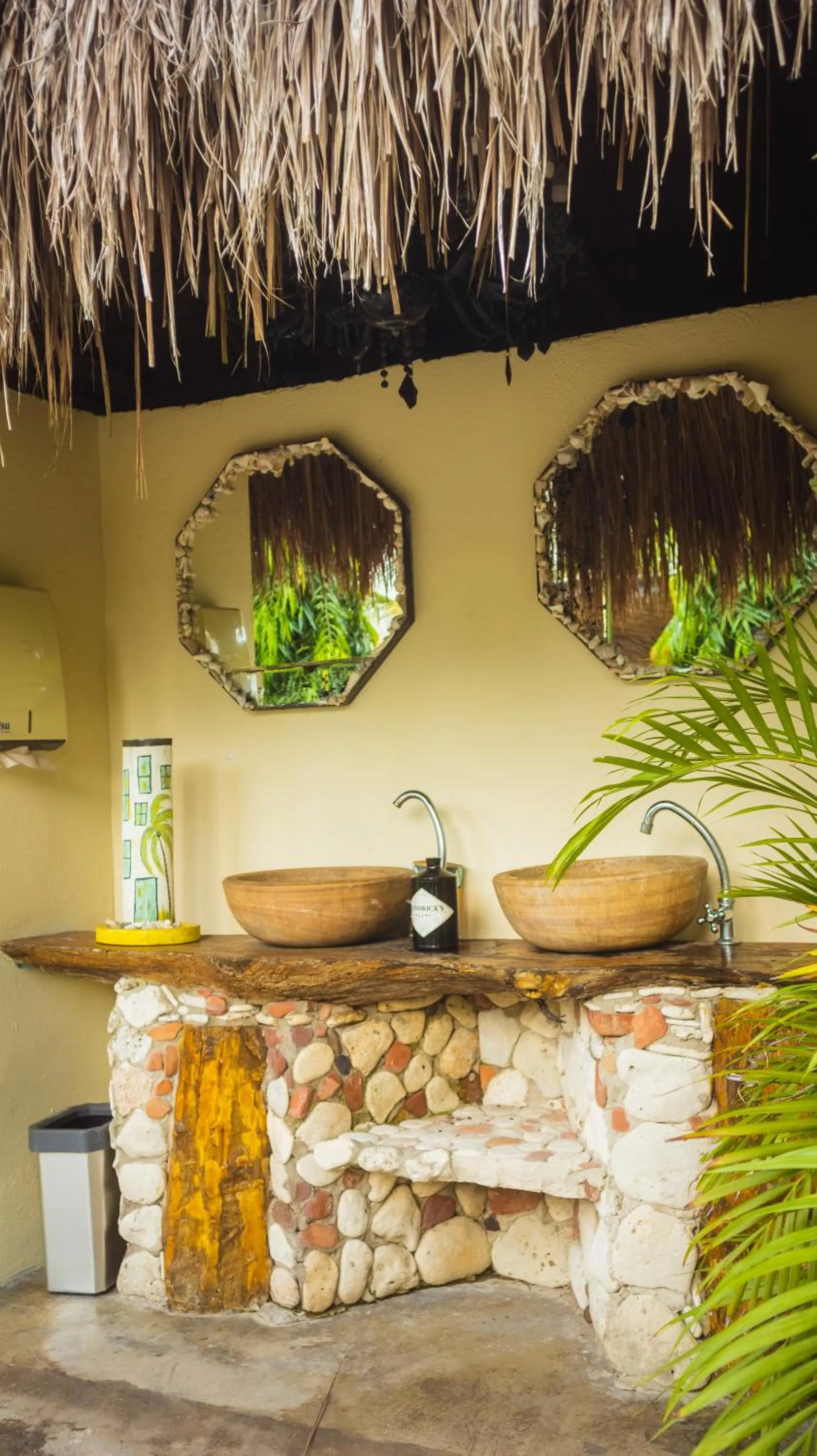 Bathroom in Santuario Beach Hostel