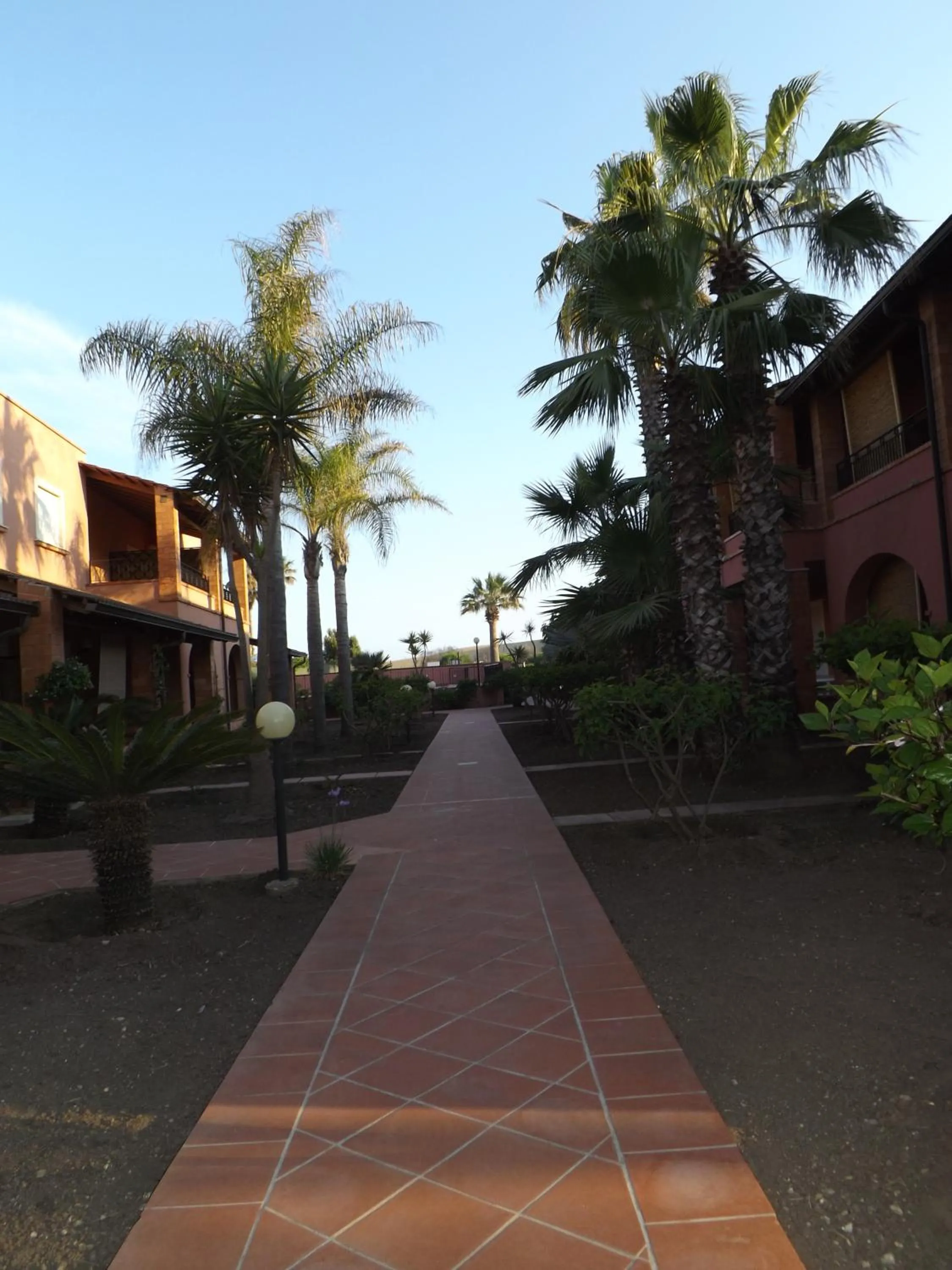 Day in Le Dune Residence