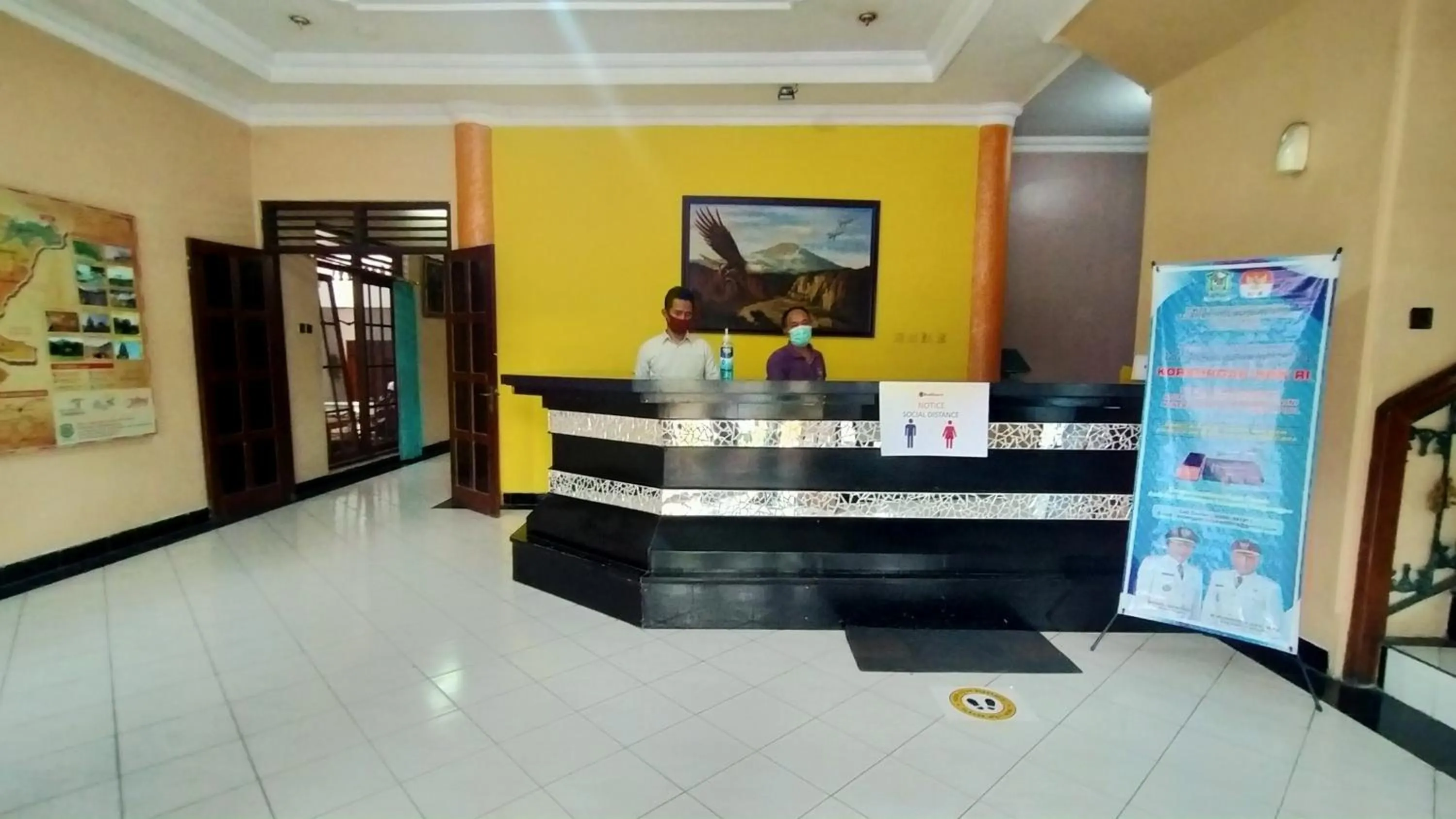 Hotel Garuda Syariah near Alun Alun Banjarnegara
