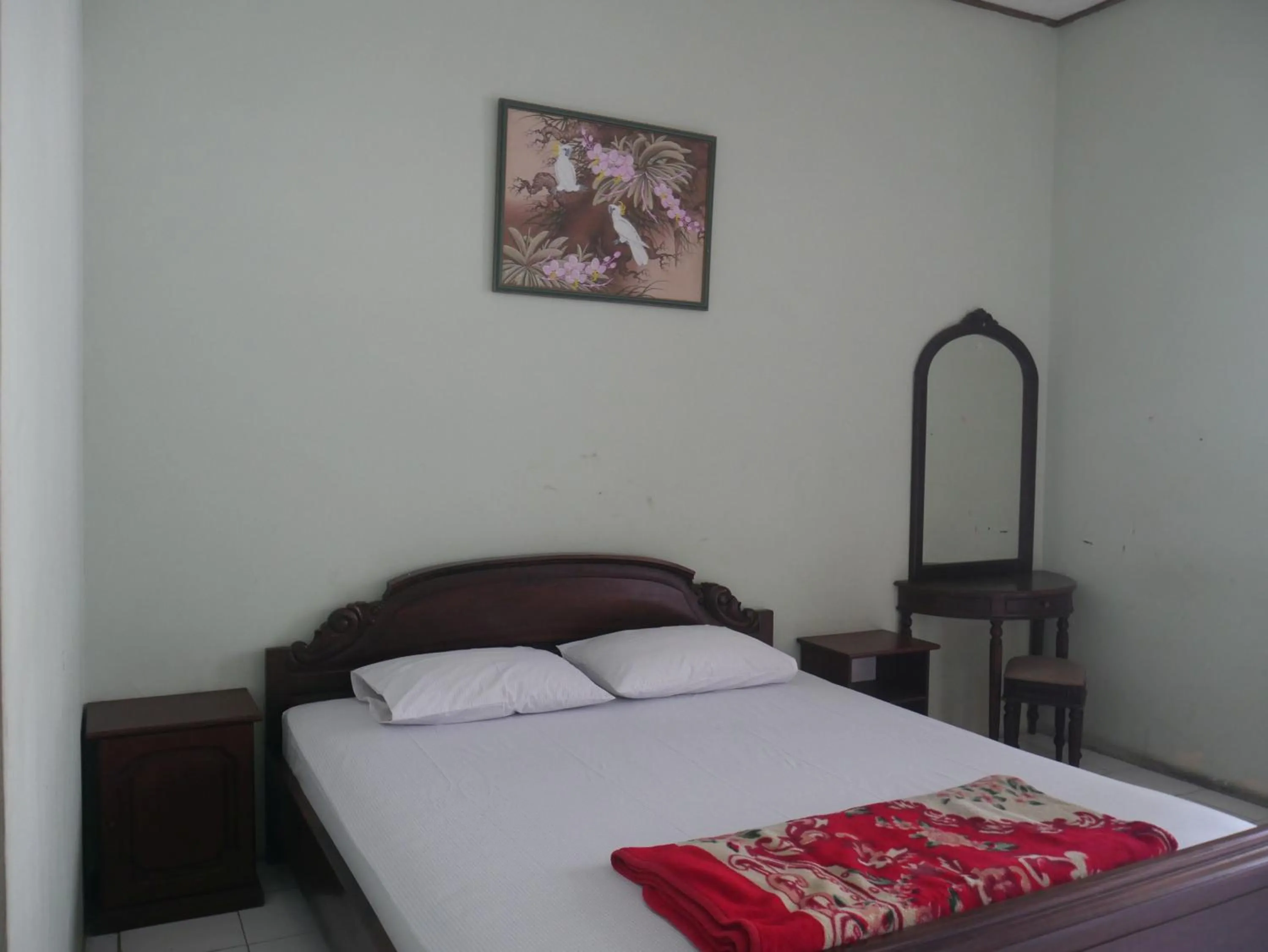 Bed in Hotel Garuda Syariah near Alun Alun Banjarnegara