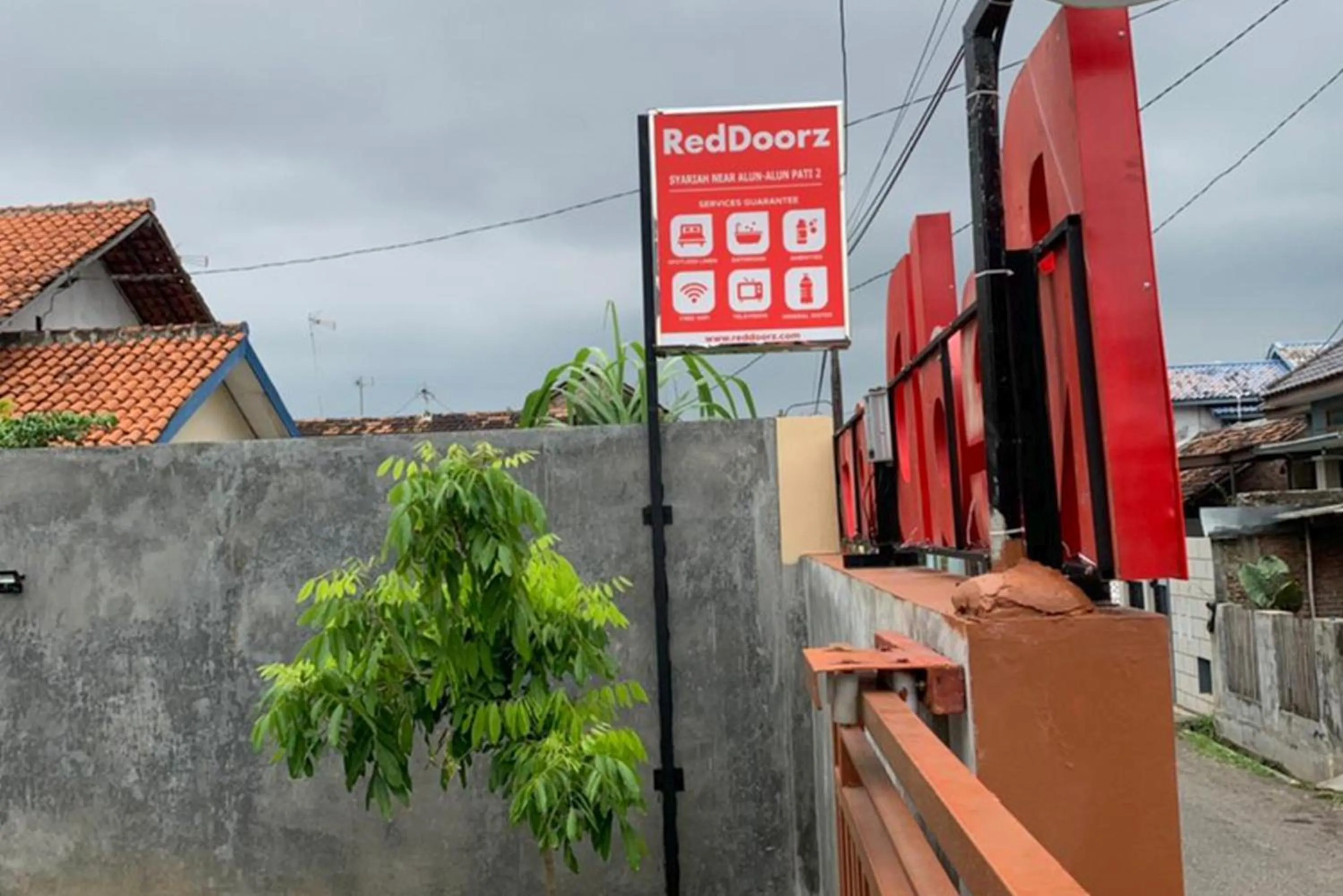 Property building in RedDoorz Syariah near Kawasan Simpang Lima Pati