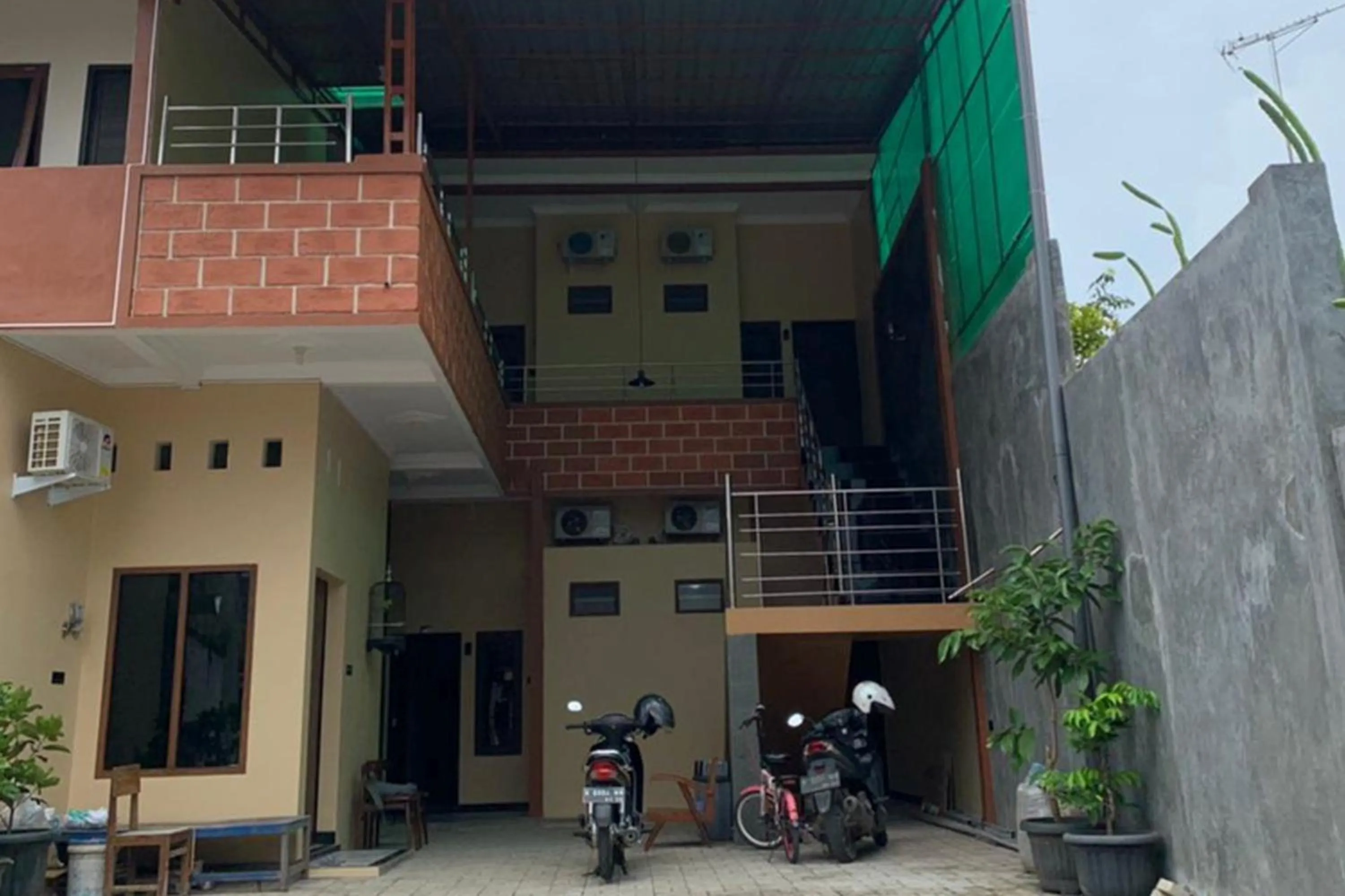 Property building in RedDoorz Syariah near Kawasan Simpang Lima Pati