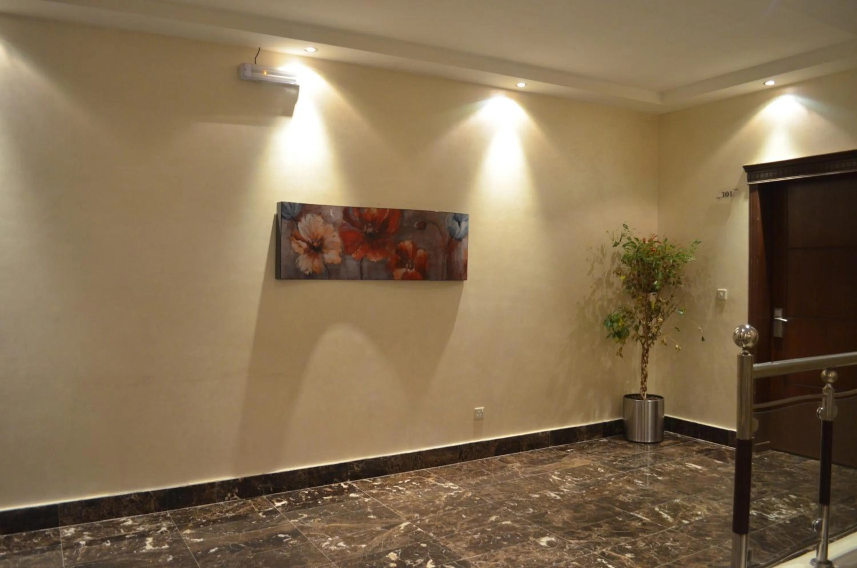 Area and facilities in Al Juraisi Hotel Apartments