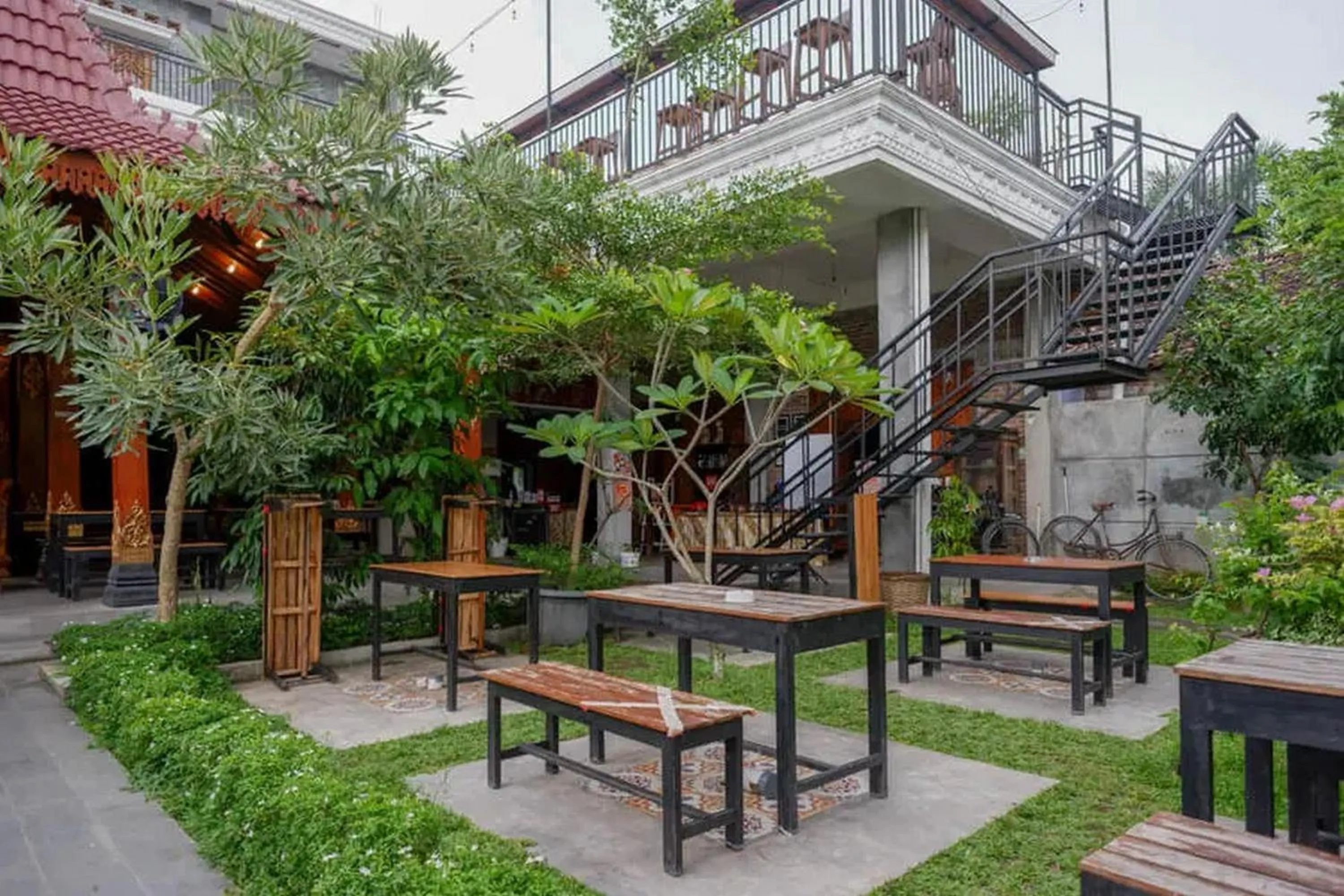 Dining area in Griya Mataram Kotagede Mitra RedDoorz