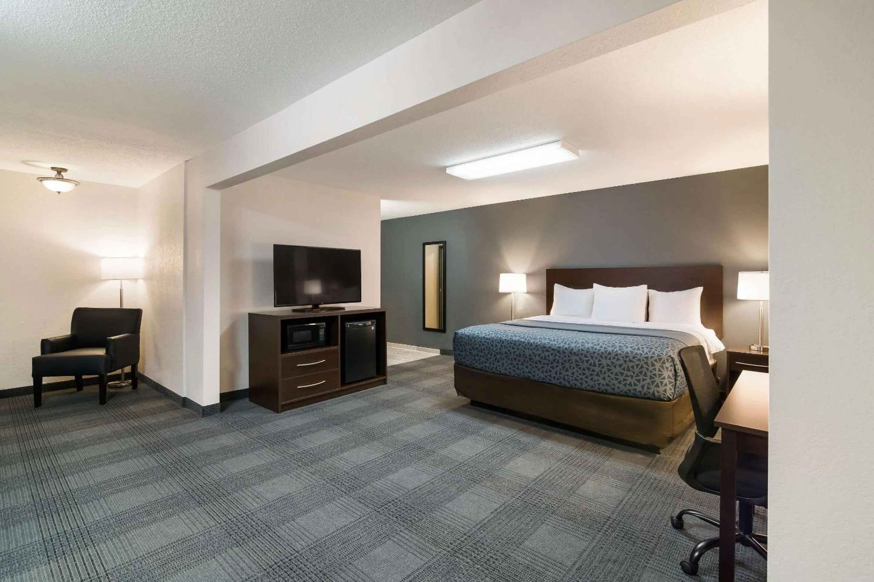 Photo of the whole room, Bed in Econo Lodge Williston