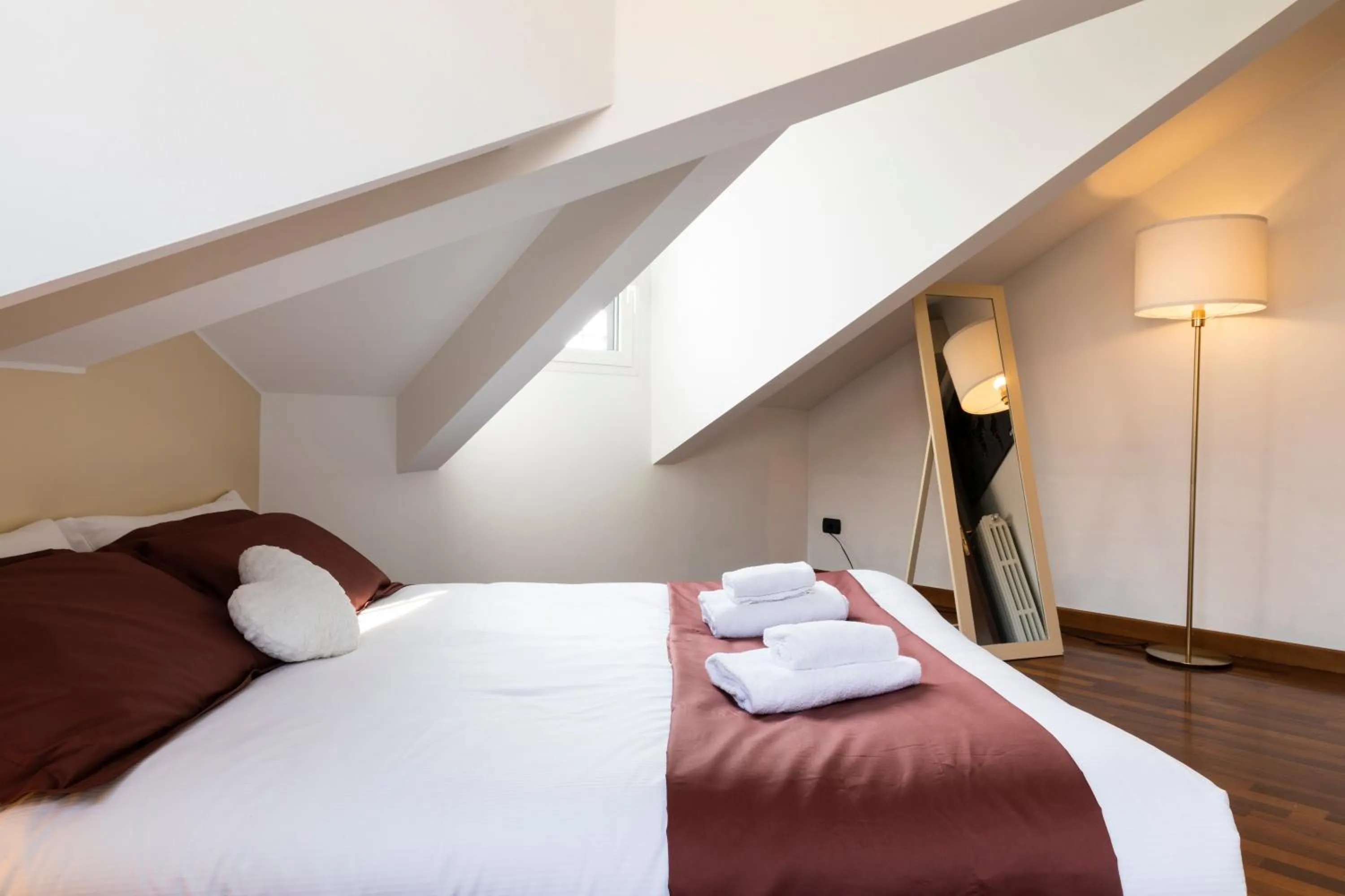 Bed in Oskar Home - TRE PONTI