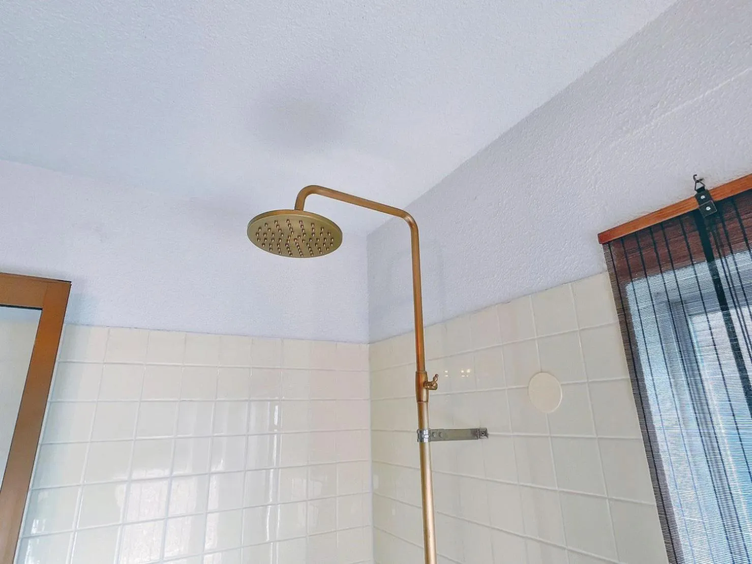 Shower in Yufuin Wasaku