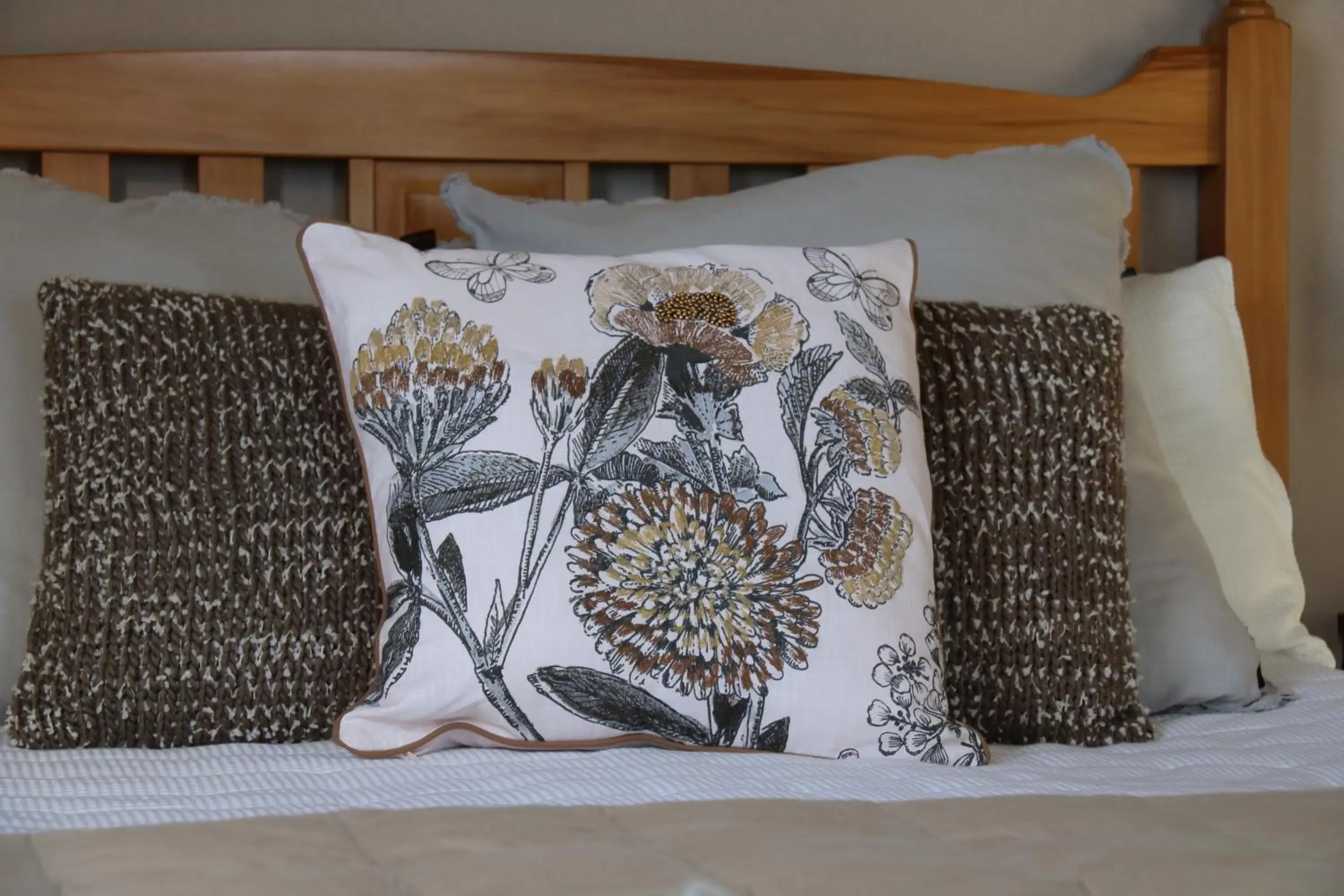 Queen Room with Sea View in The Point B&B Queen Room with Sea View in The Point B&B