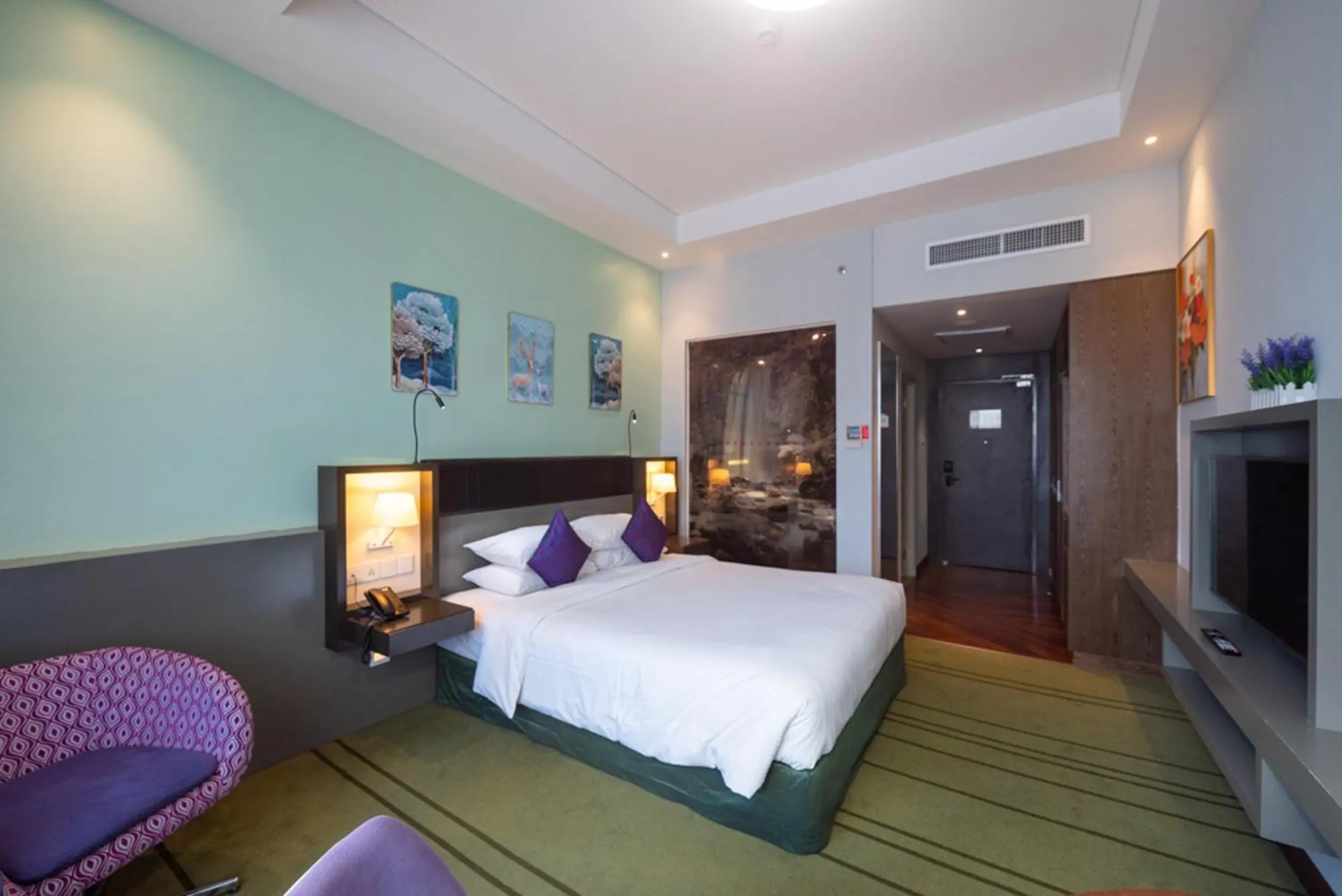 Bed in Asaya Hotel Kota Kinabalu - Refurbished 2024