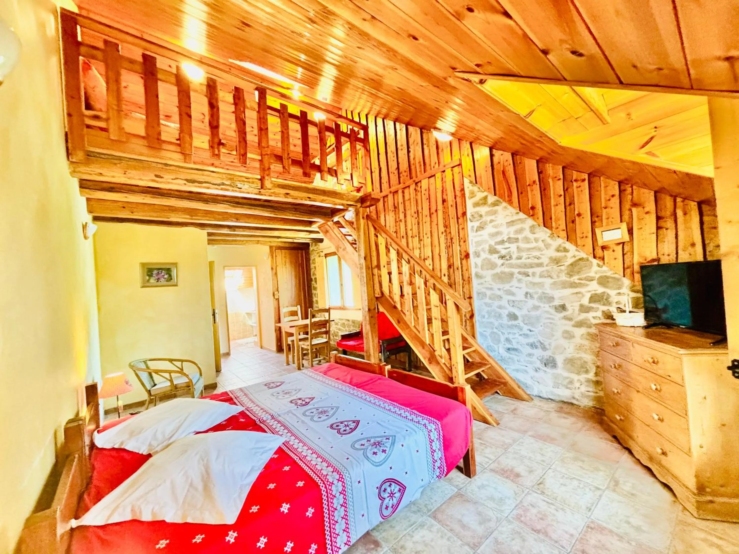 Bed in Chambres d'hôtes l'Abondance