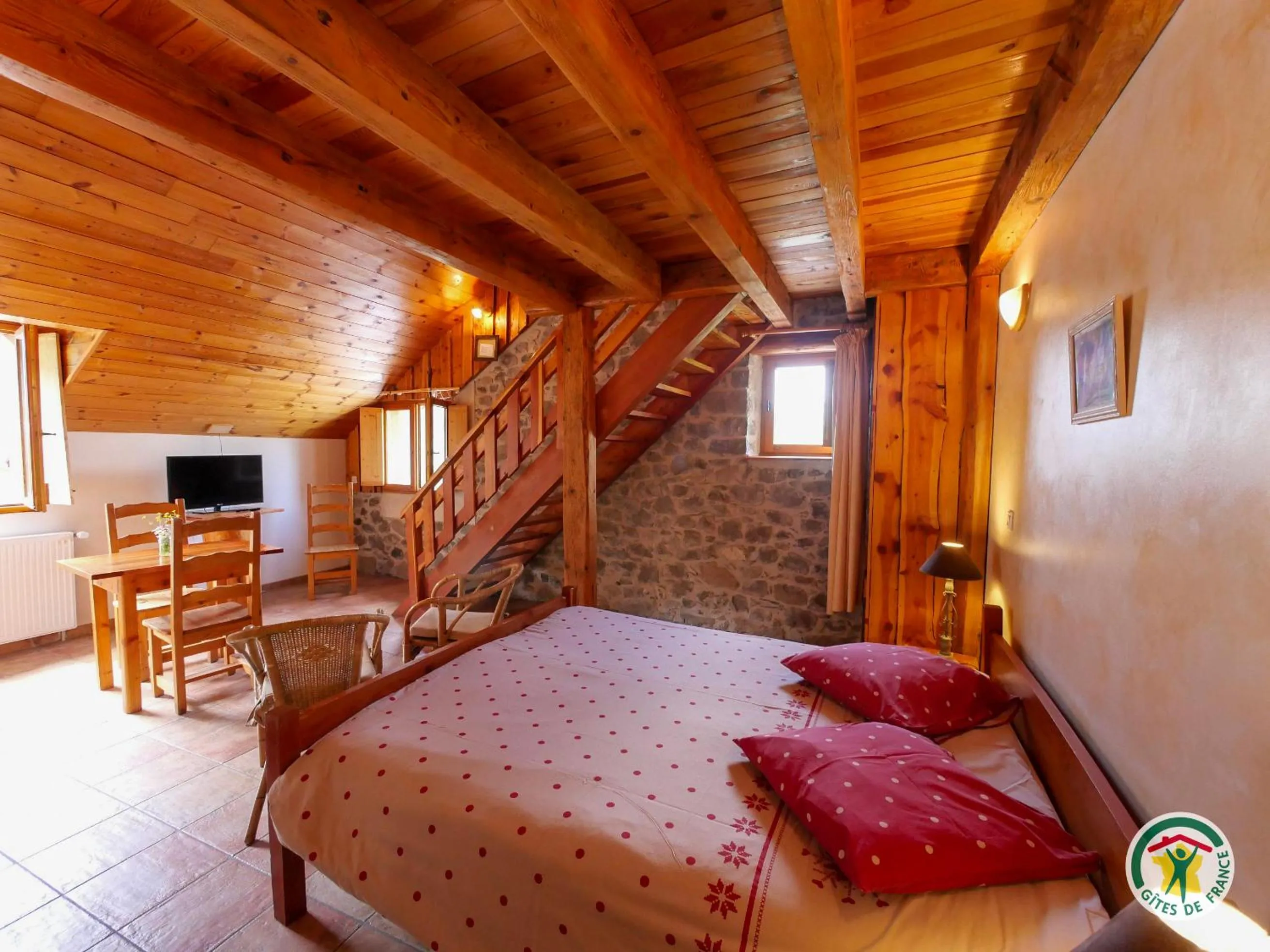 Bed in Chambres d'hôtes l'Abondance