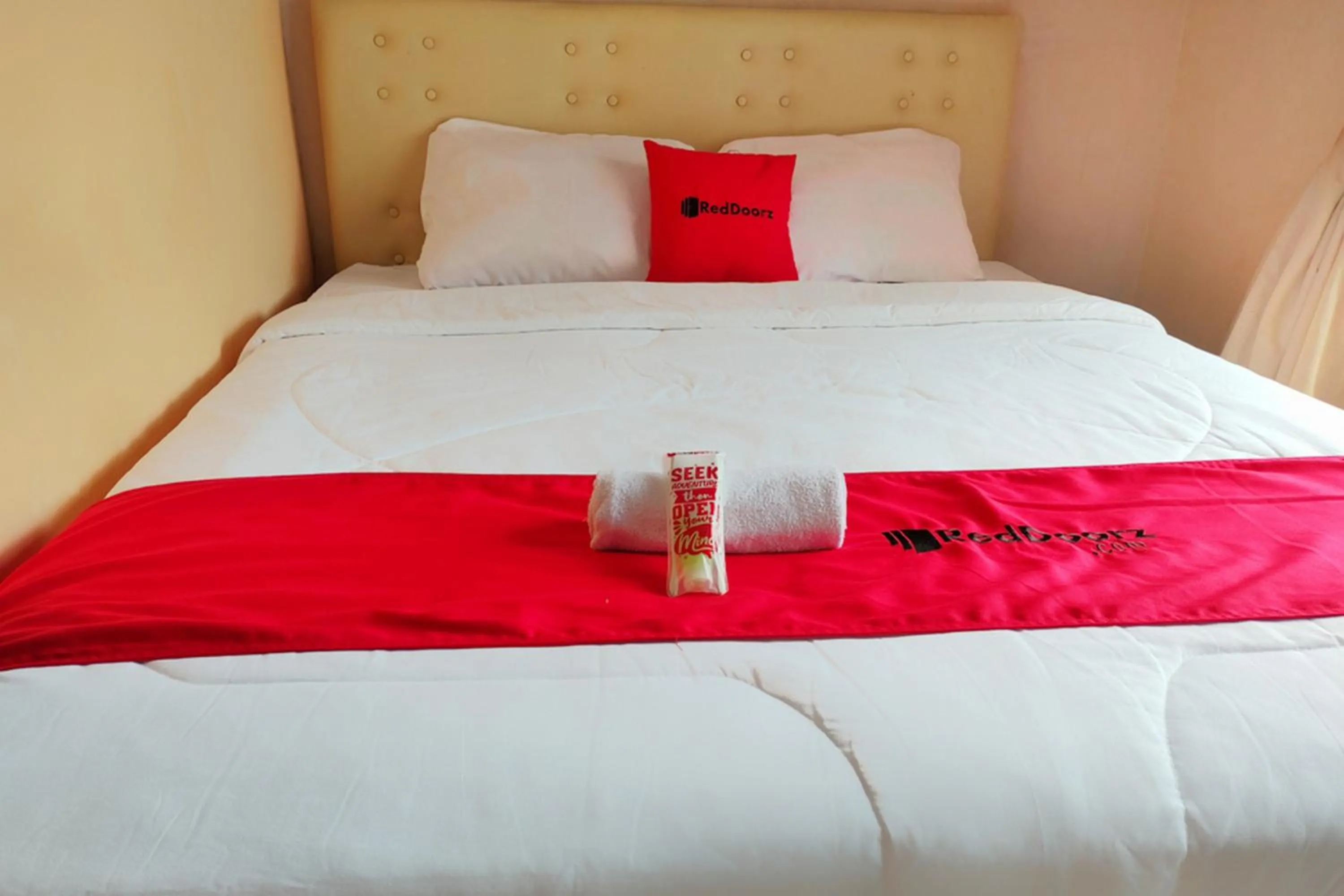 Bed in RedDoorz near Agrowisata Kebun Teh Dieng