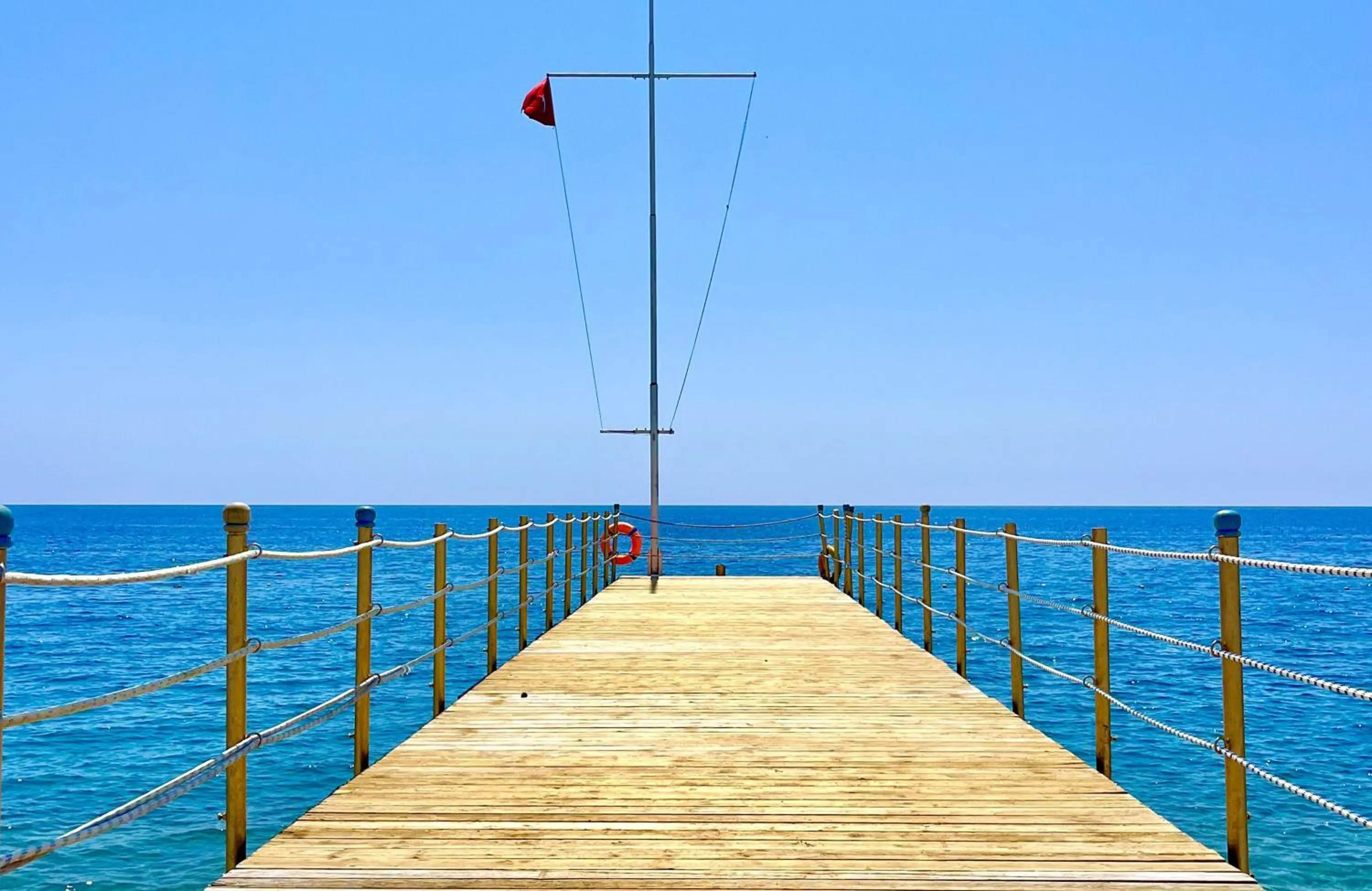 Beach in Daima Biz Hotel - Dolusu Aquapark Access