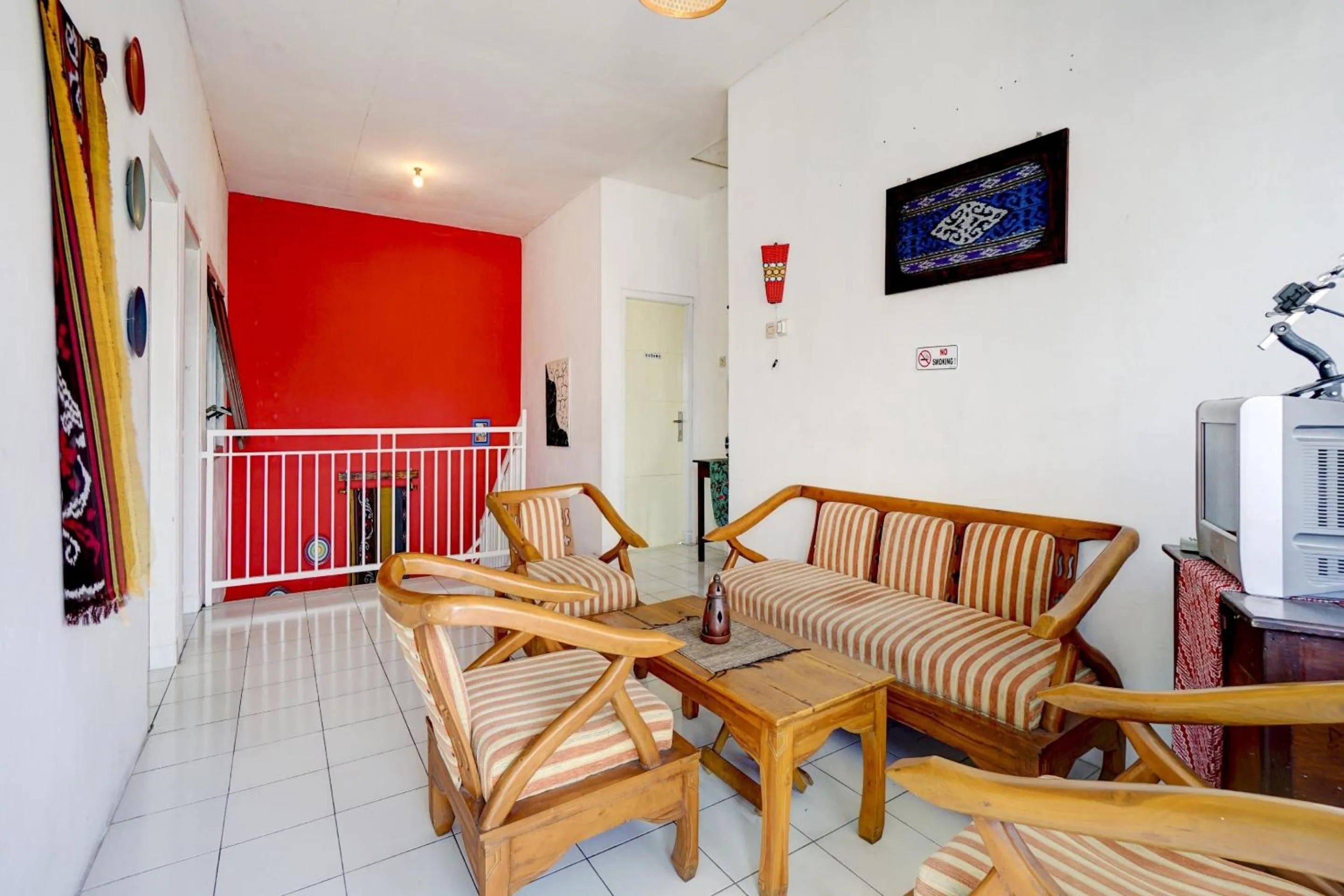 Lobby or reception in Hotel O Edotel Tebe Syariah