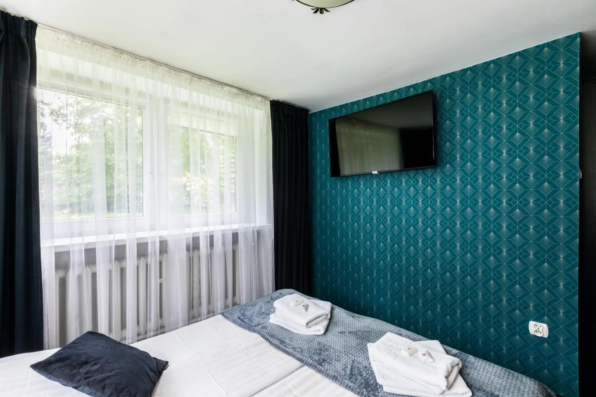 Bedroom, Bed in Willa Biały Domek - 600m Krupówki