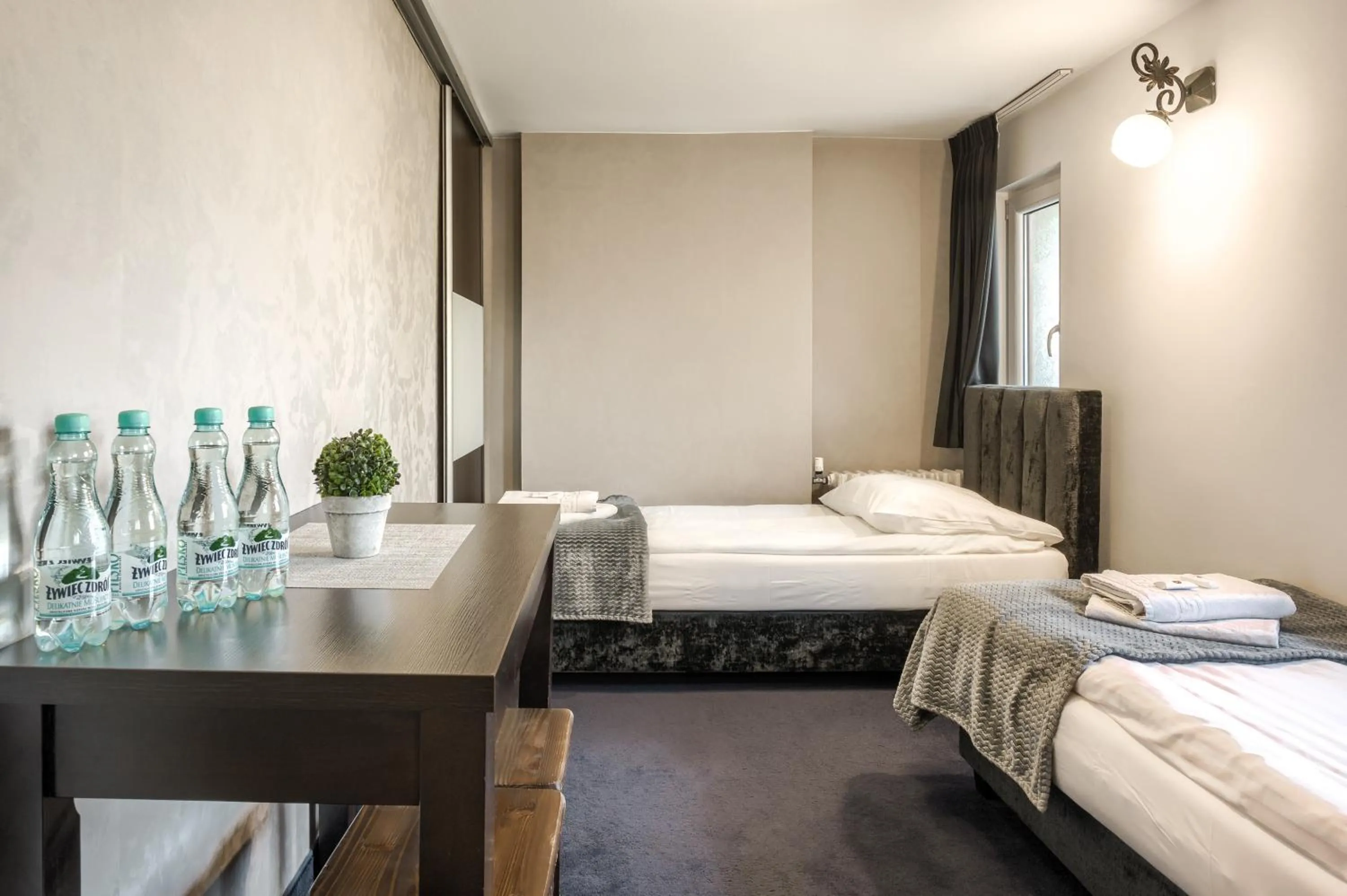 Coffee/tea facilities, Bed in Willa Biały Domek - 600m Krupówki