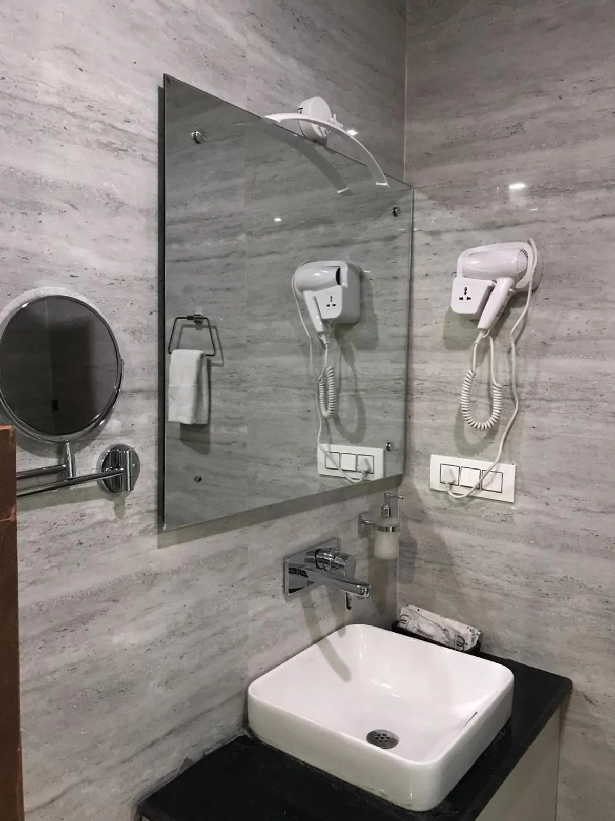 Shower in Nepalirika Hotel Damak