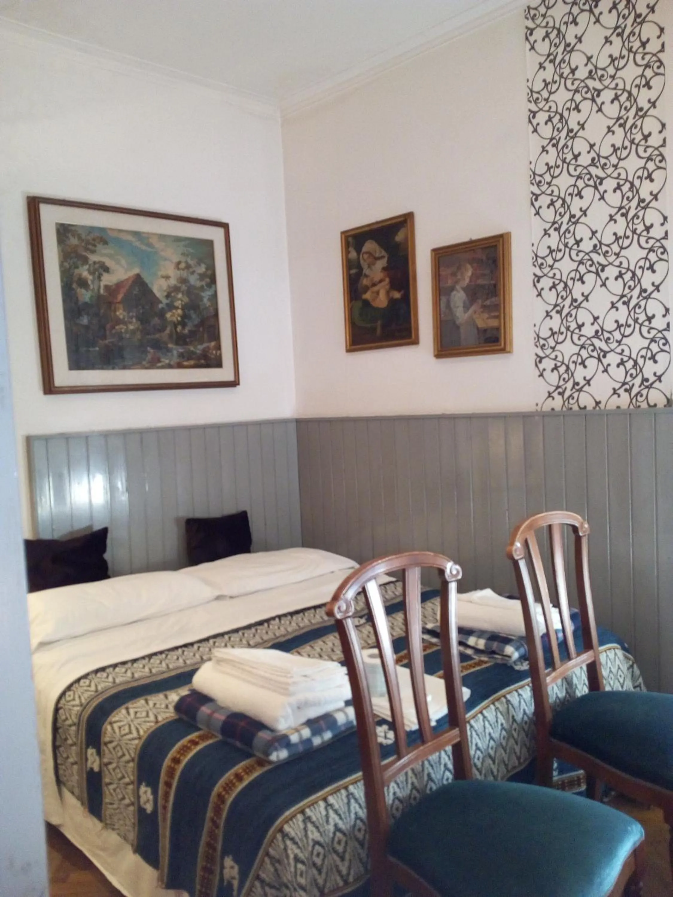 Other in B&B Mavipagi