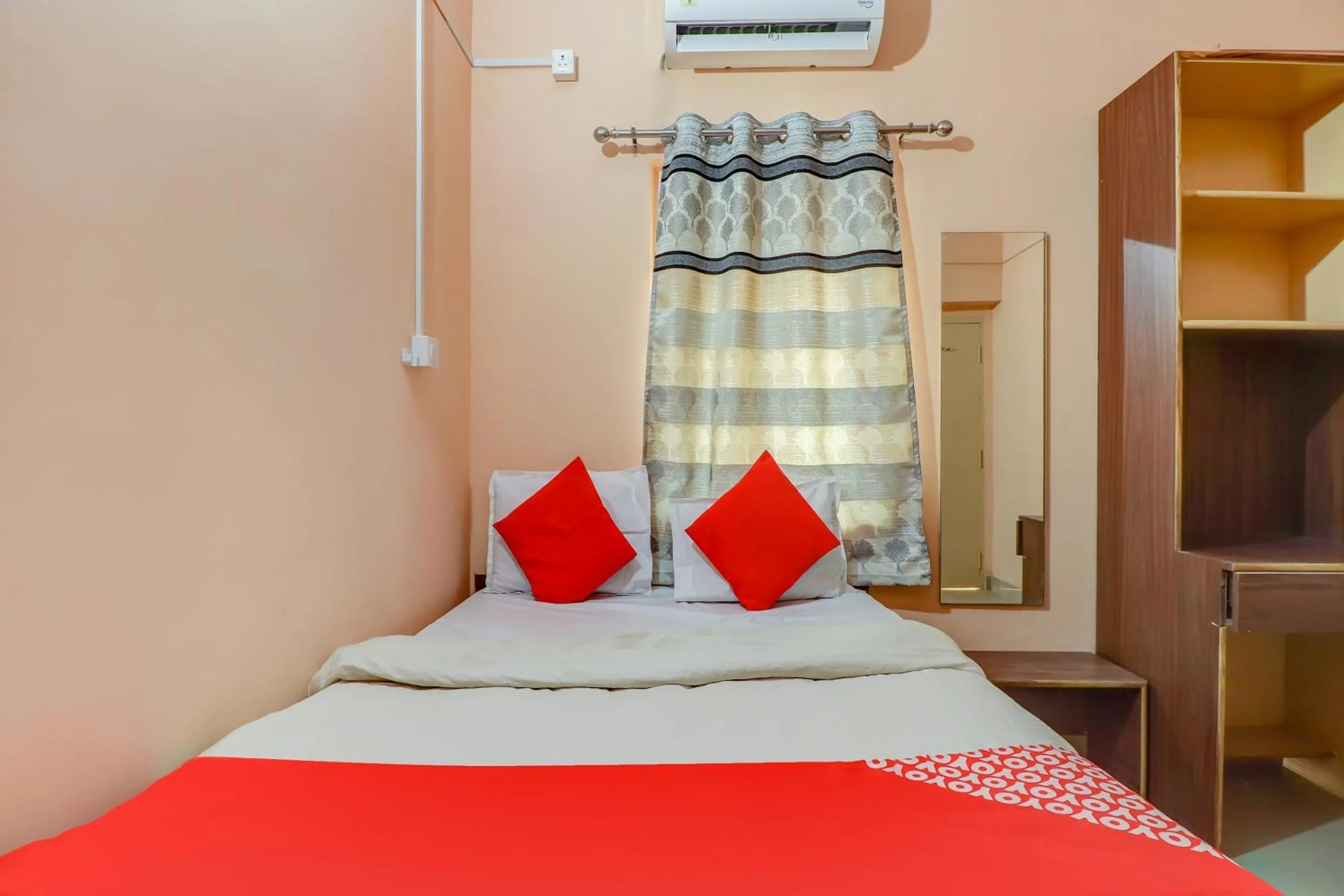 Bedroom, Bed in Hotel O Sidhu Kanhu & Banquet