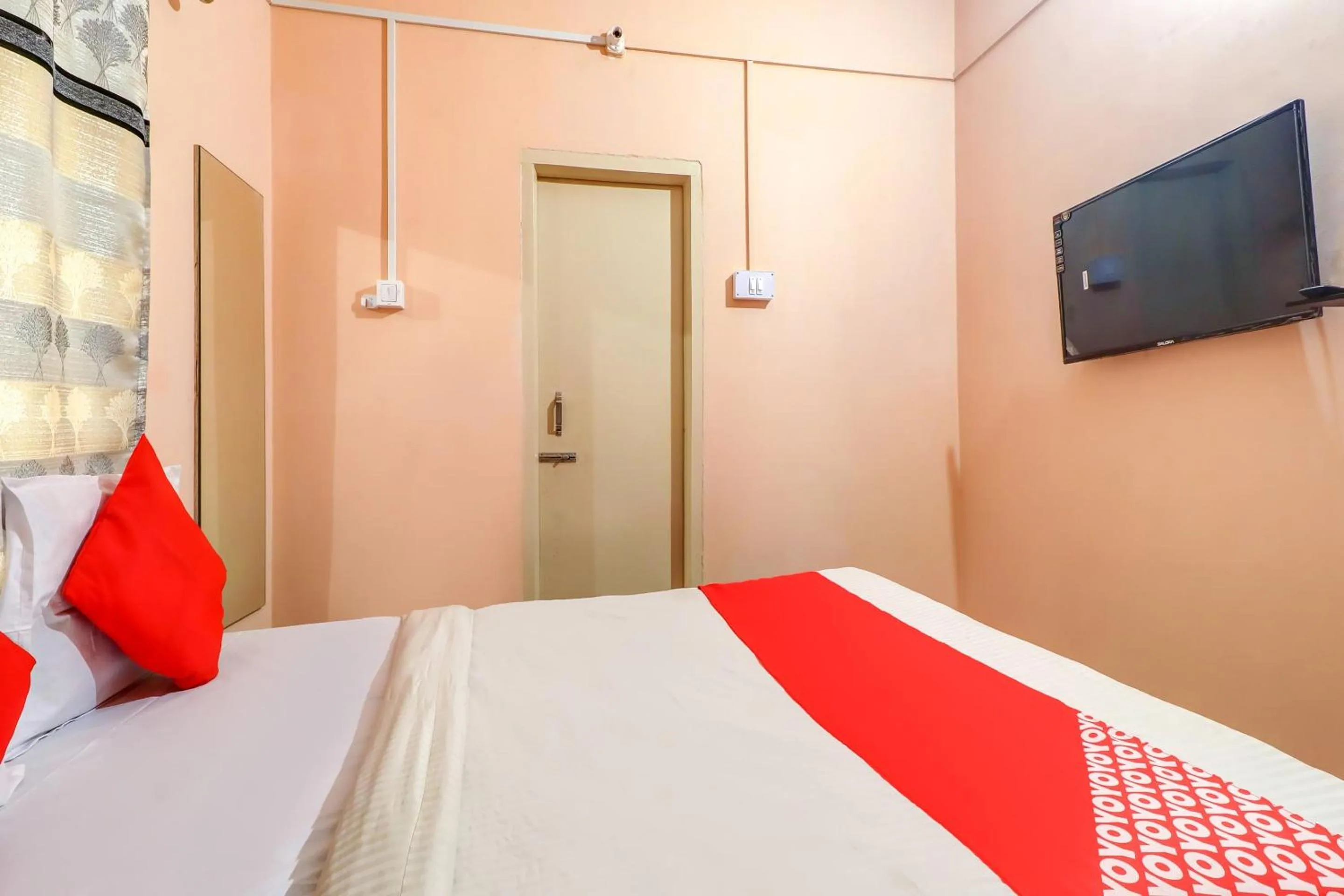 Bedroom, Bed in Hotel O Sidhu Kanhu & Banquet