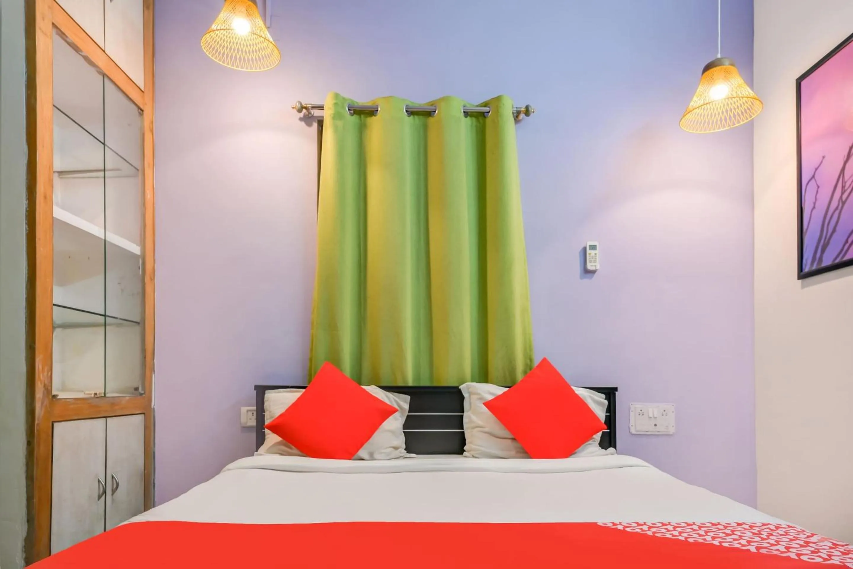 Bedroom in Hotel O DREAM INN