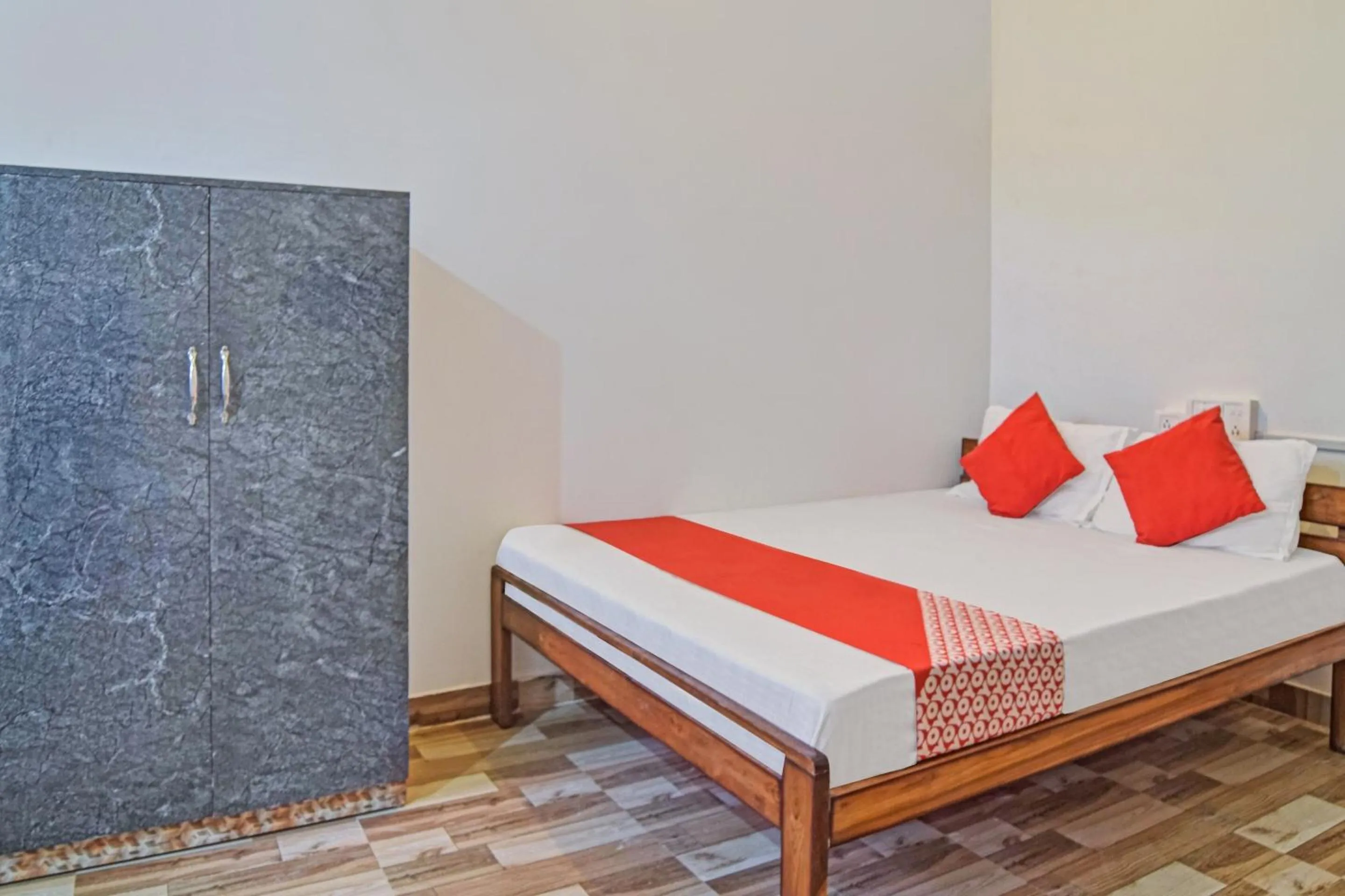 Bedroom, Bed in Hotel O JP Guest House