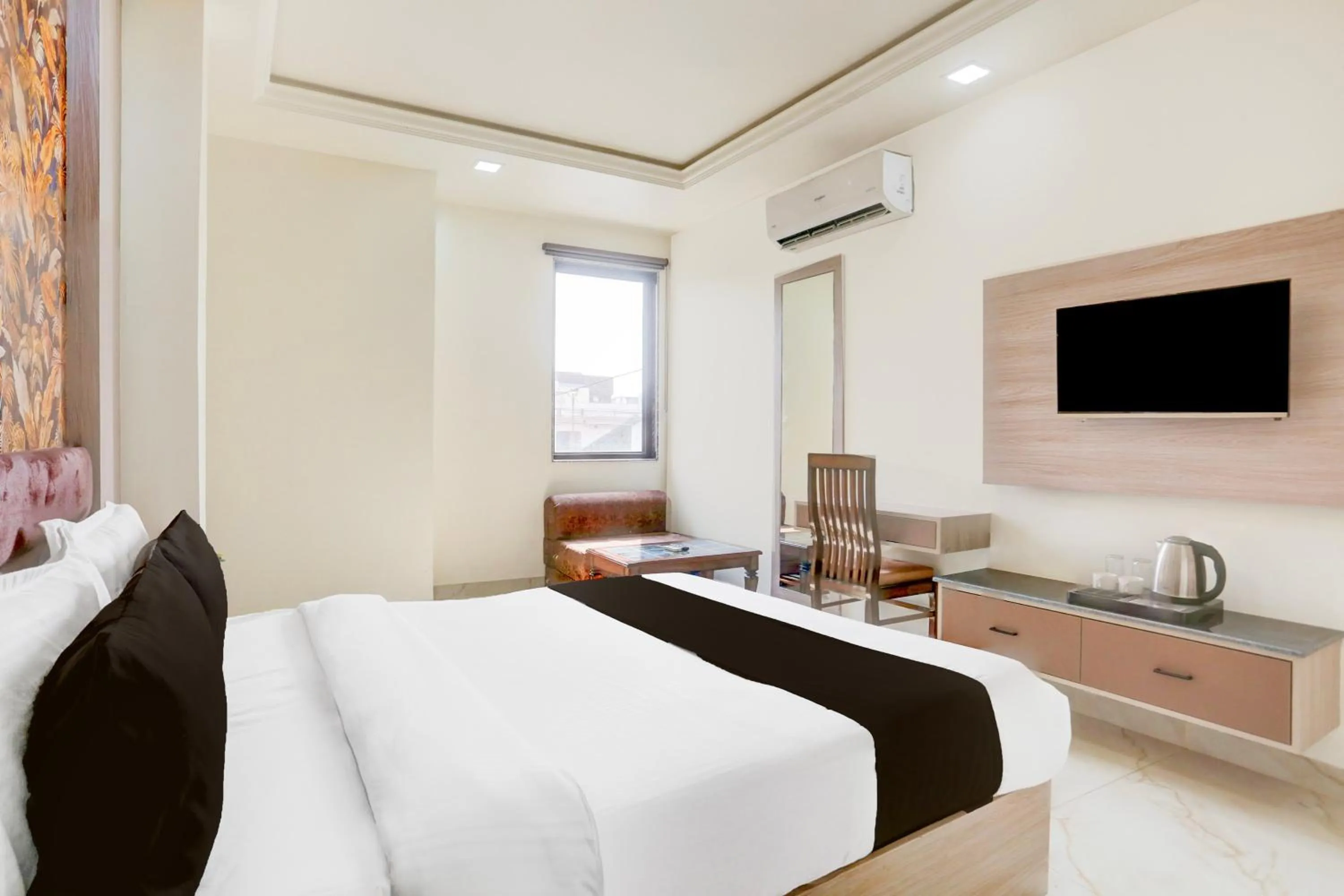 Bedroom in Super Collection O The Vidya Grand