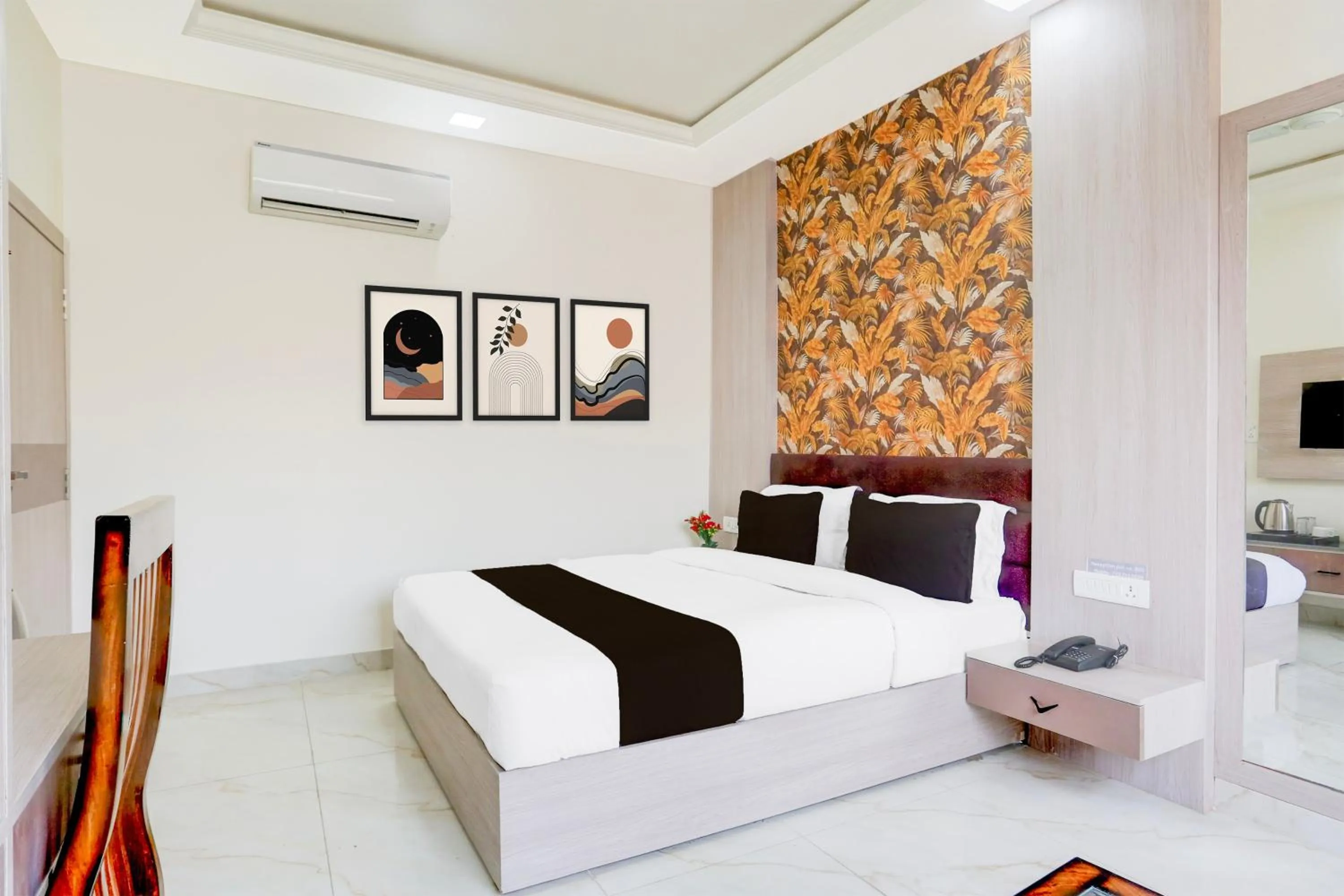 Bedroom in Super Collection O The Vidya Grand