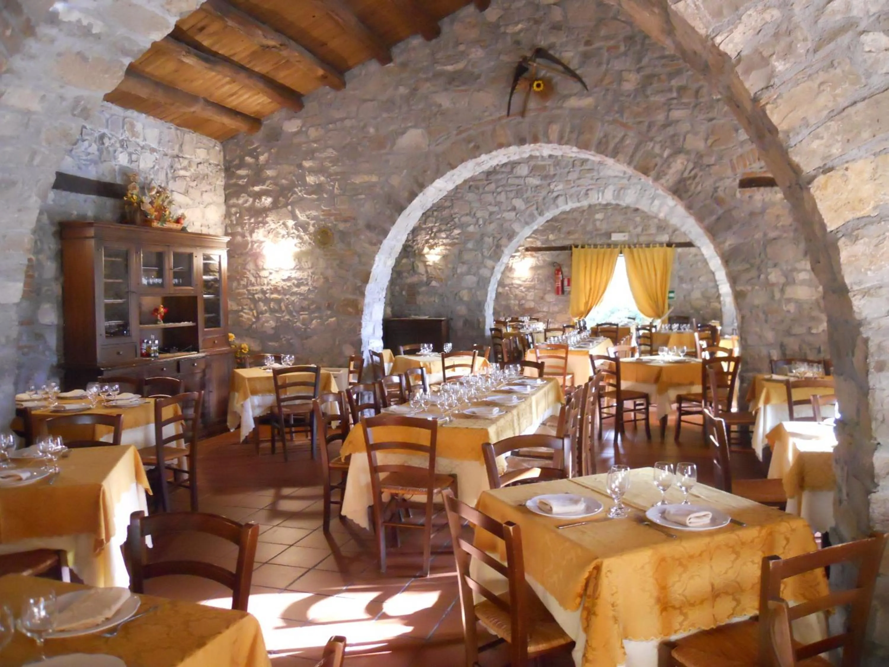 Restaurant/places to eat in L'Antico Casale