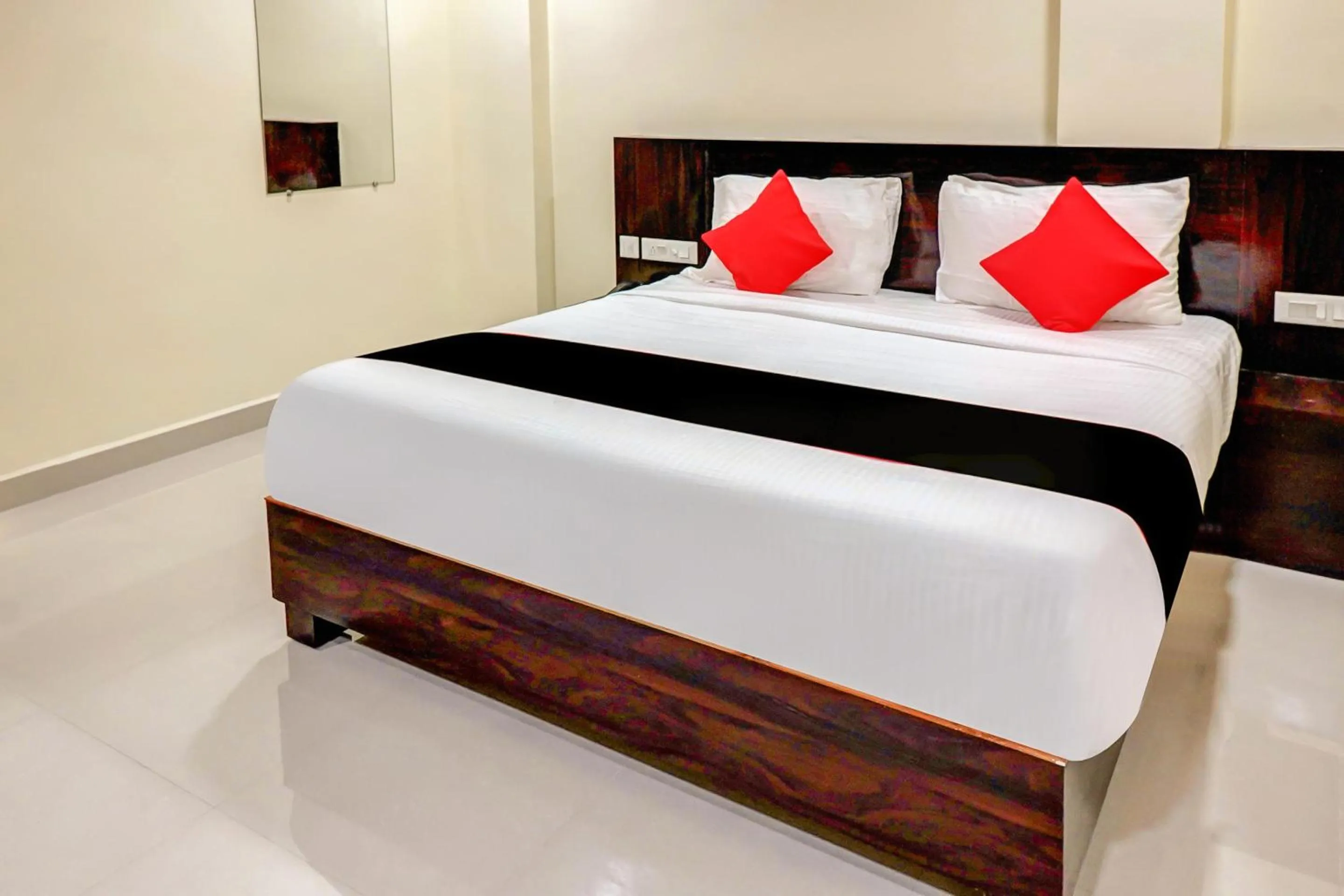 Bedroom in Super Capital O Siddartha Elite