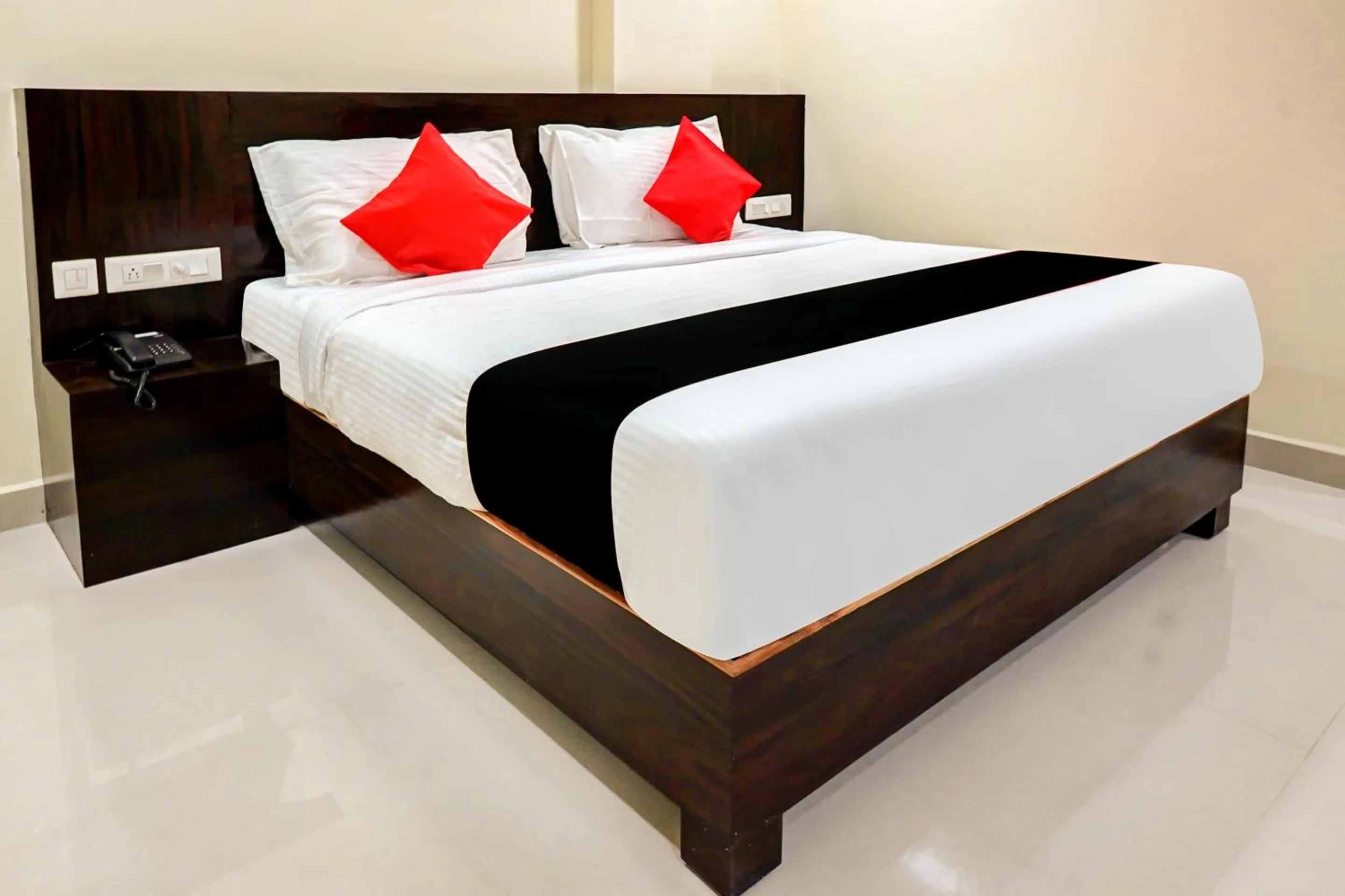 Bedroom in Super Capital O Siddartha Elite