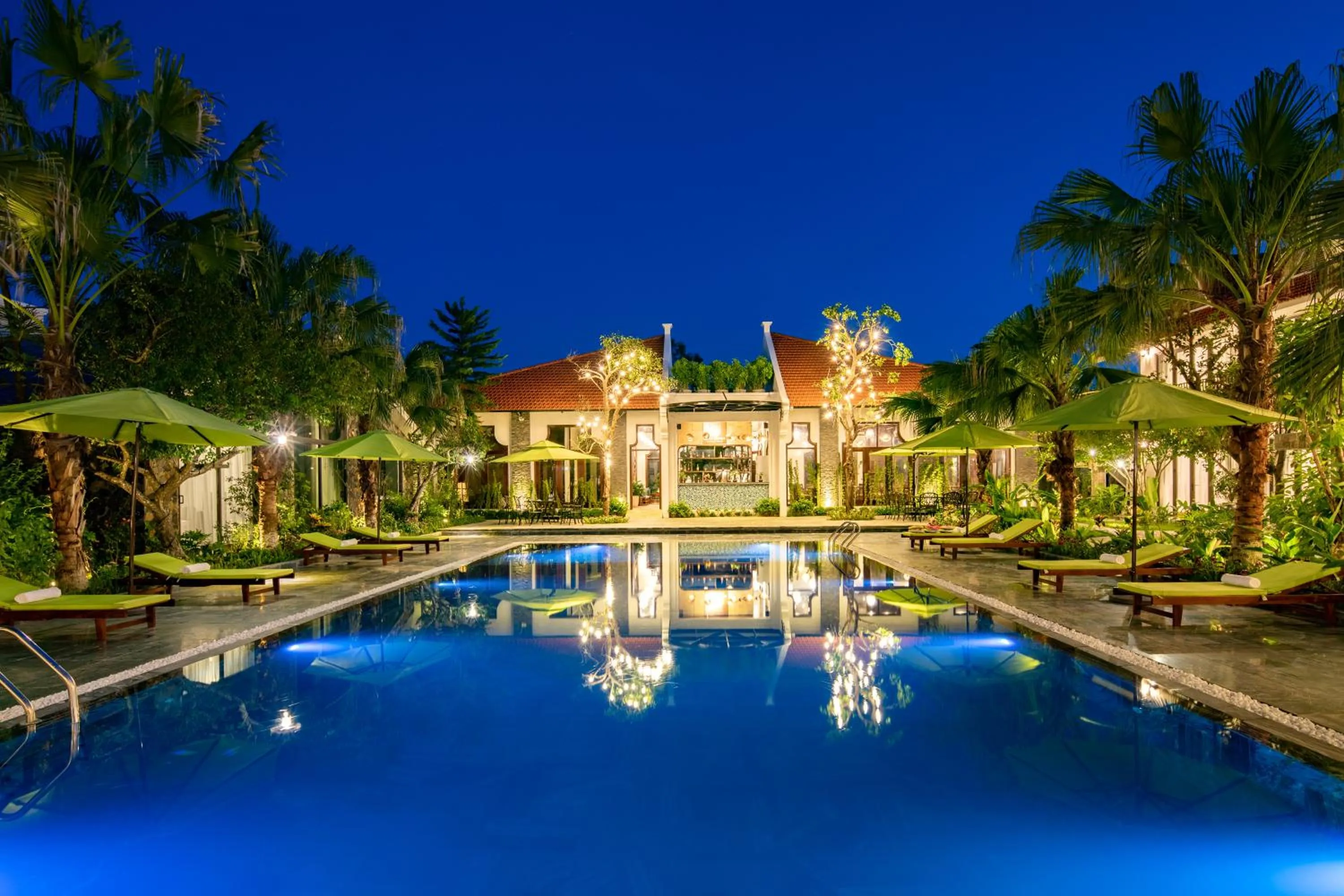 Swimming pool in Bai Dinh Riverside Resort & Spa
