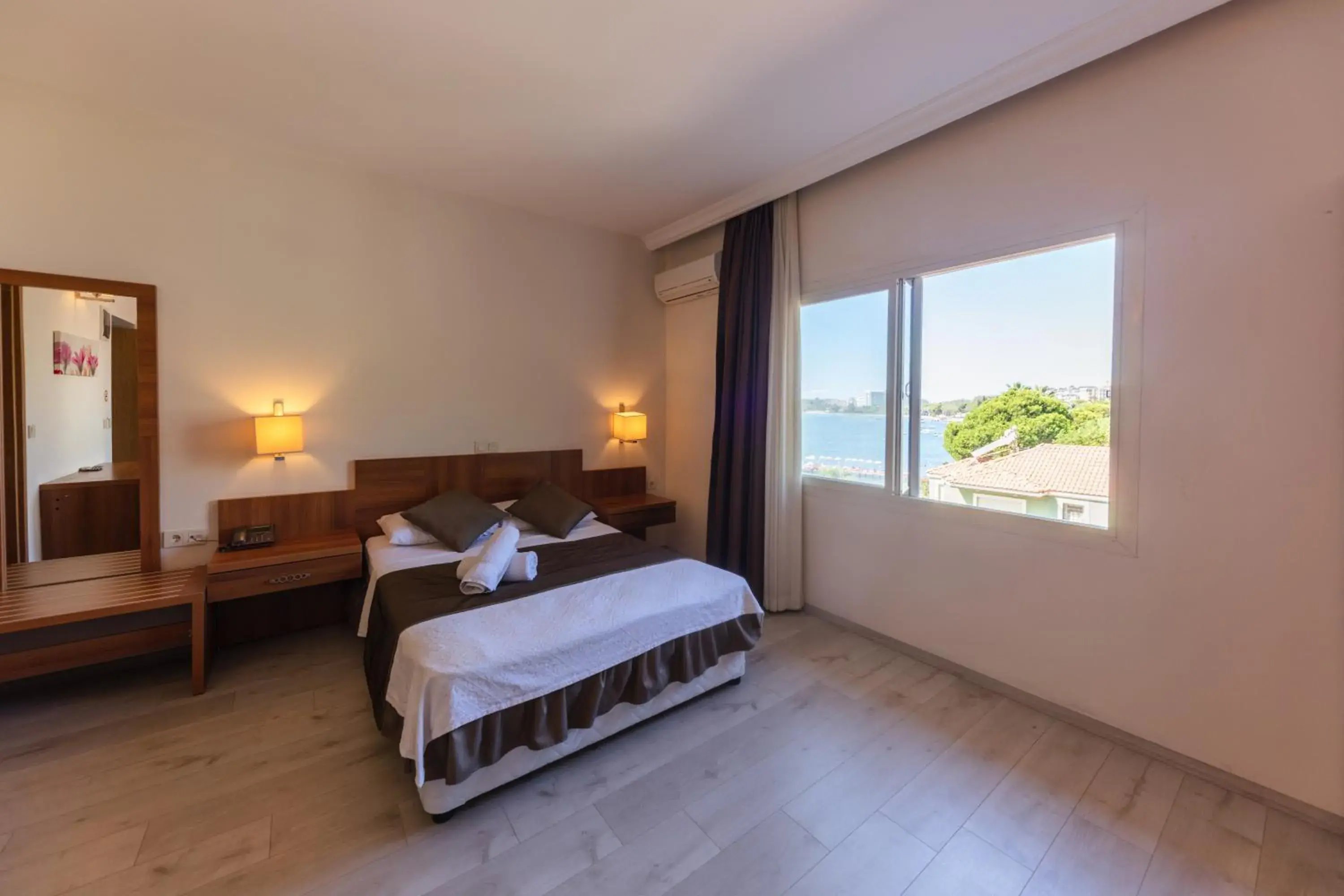 Standard Double Room in Melis Hotel Kusadasi Standard Double Room in Melis Hotel Kusadasi