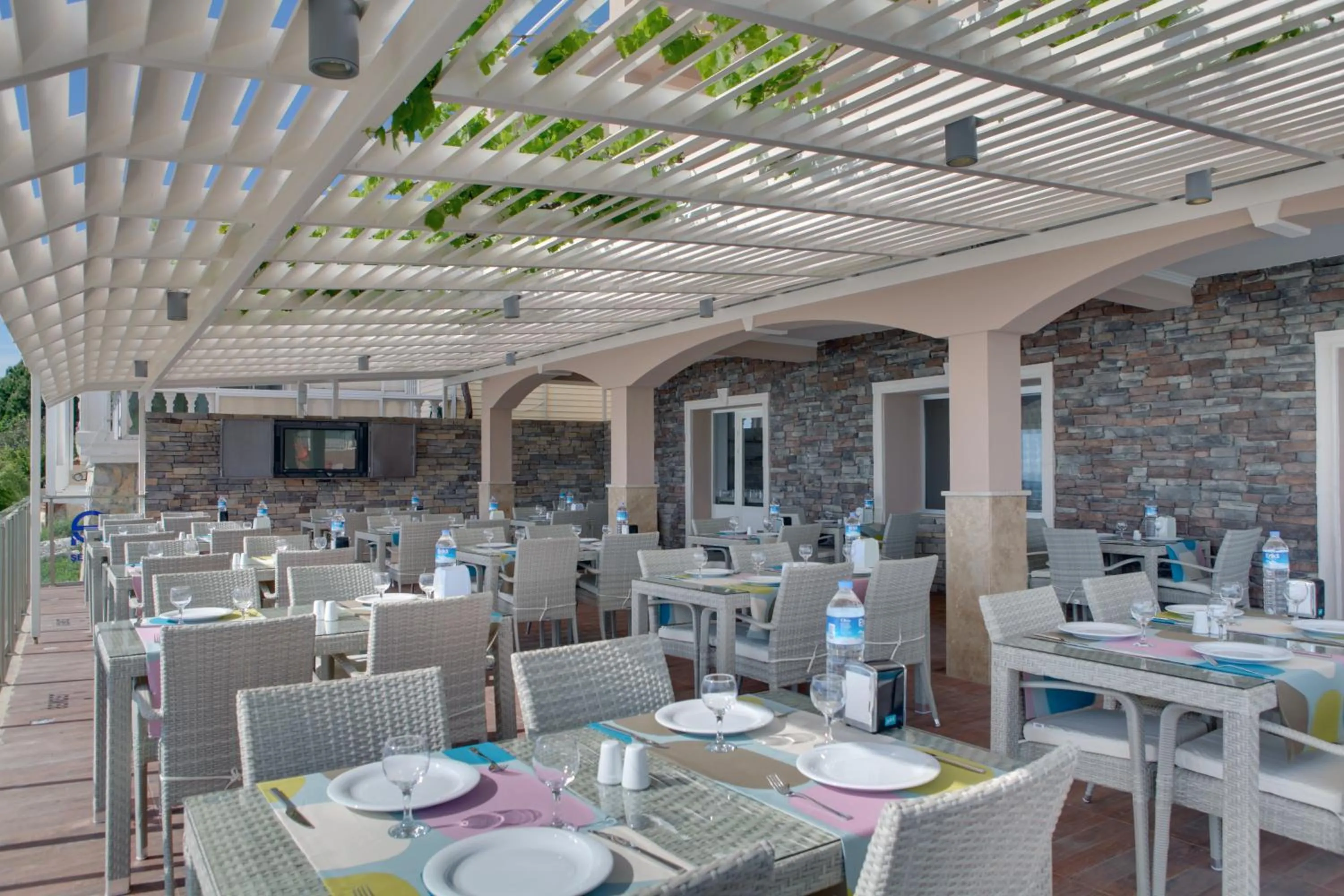 Restaurant/places to eat in Melis Hotel Kusadasi
